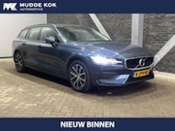 Volvo V60 2.0 B3 Momentum Advantage 2020 - voorkant