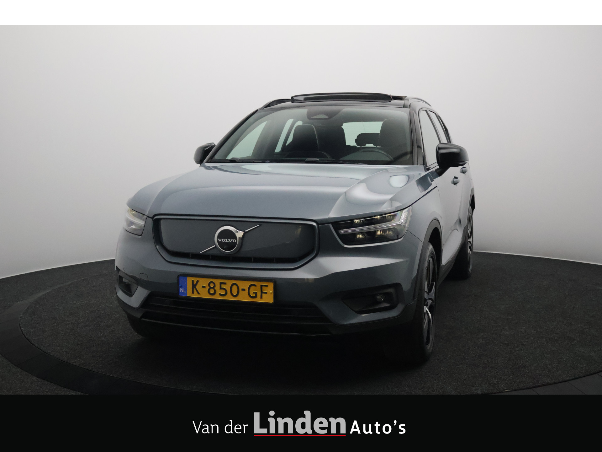 Volvo XC40 Recharge P8 AWD R-Design 2020 - voorkant