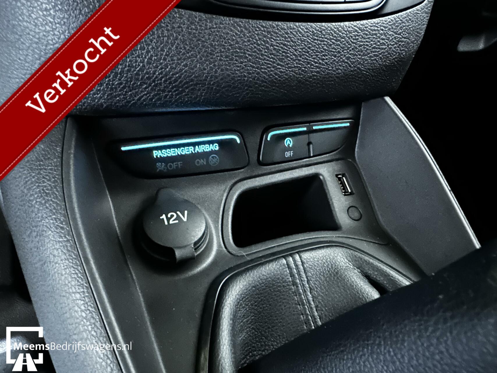 Foto van Ford Transit Courier Airco Cruise Stoelverw Bleut