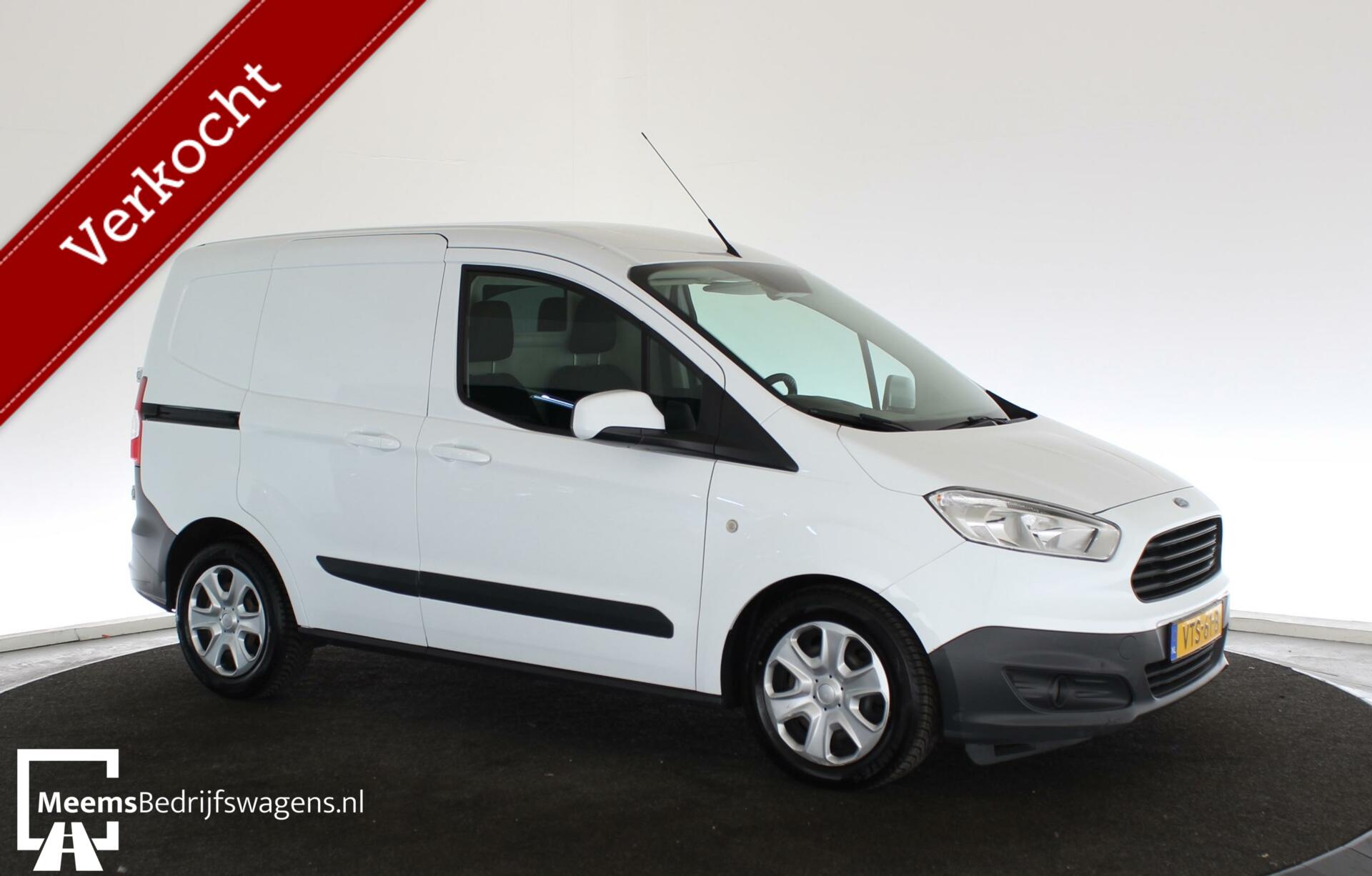 Foto van Ford Transit Courier Airco Cruise Stoelverw Bleut