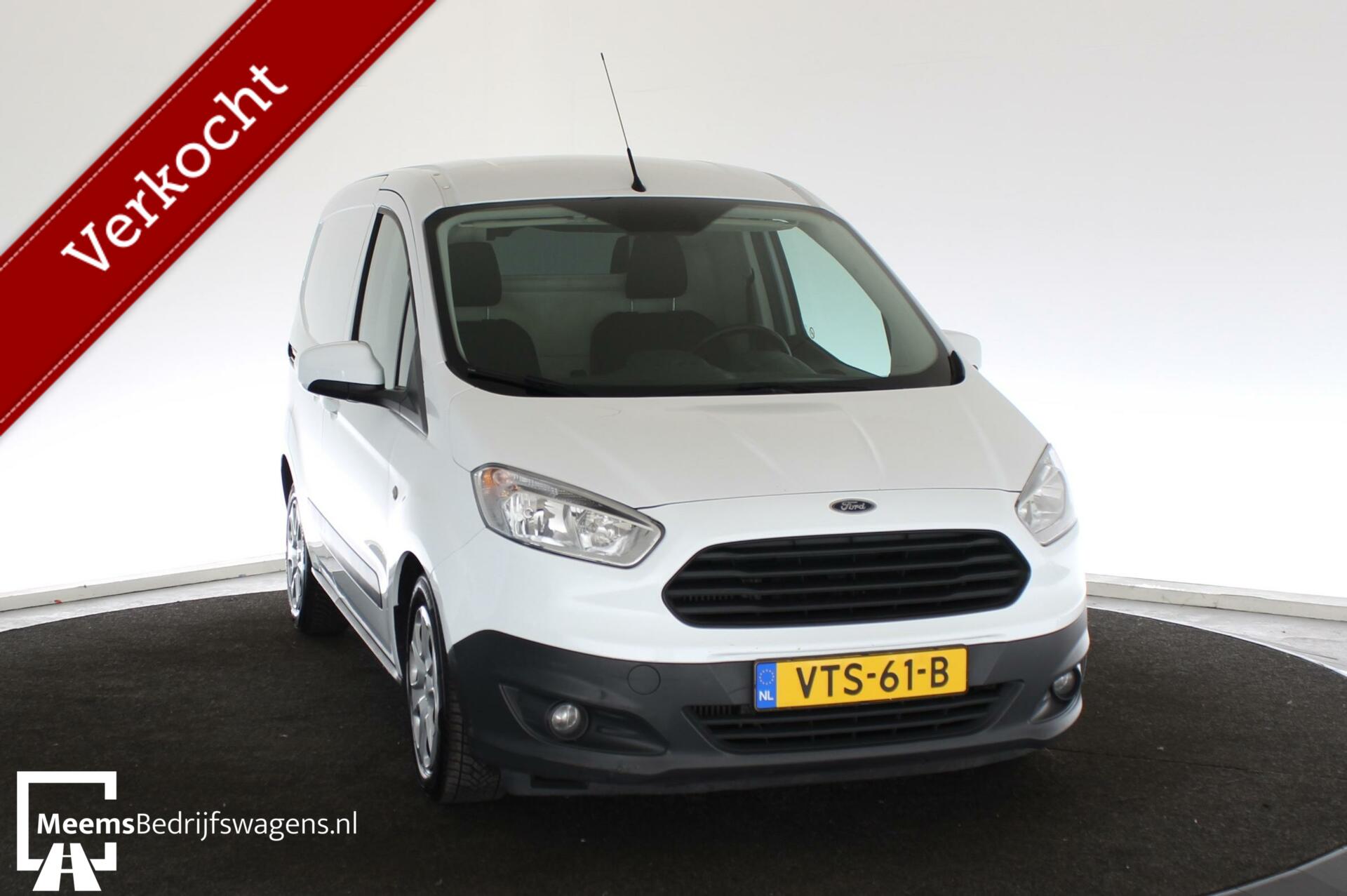 Foto van Ford Transit Courier Airco Cruise Stoelverw Bleut