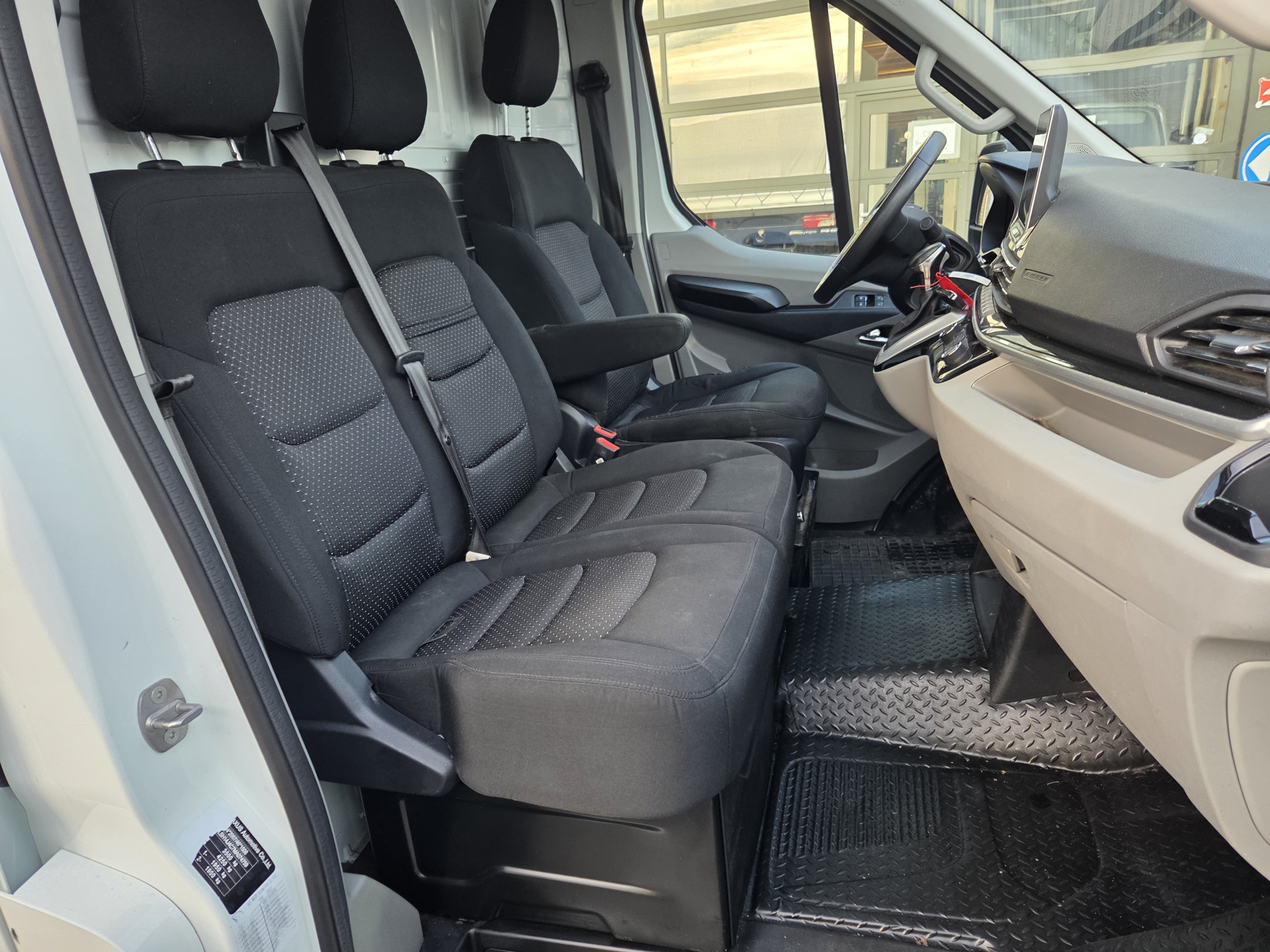 Foto van Maxus Edeliver 9