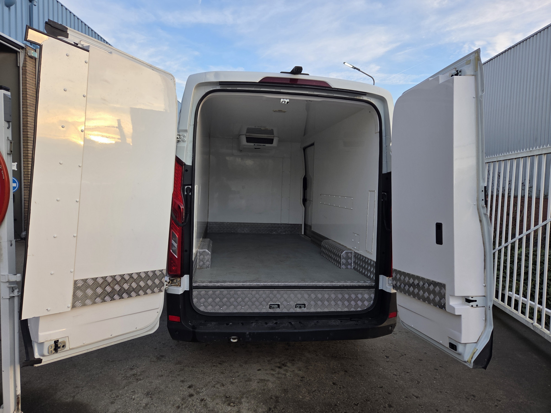 Foto van Maxus Edeliver 9