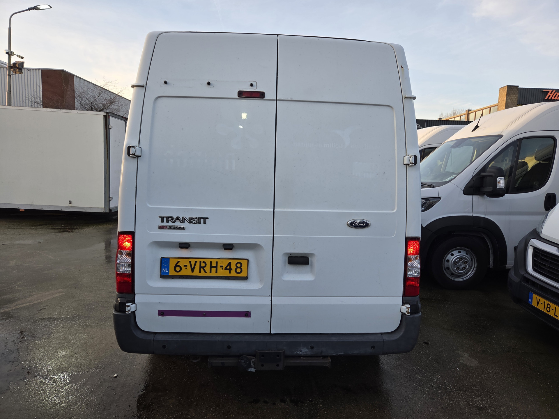 Foto van Ford Transit 300s FD Van LR 115dpf 4.36