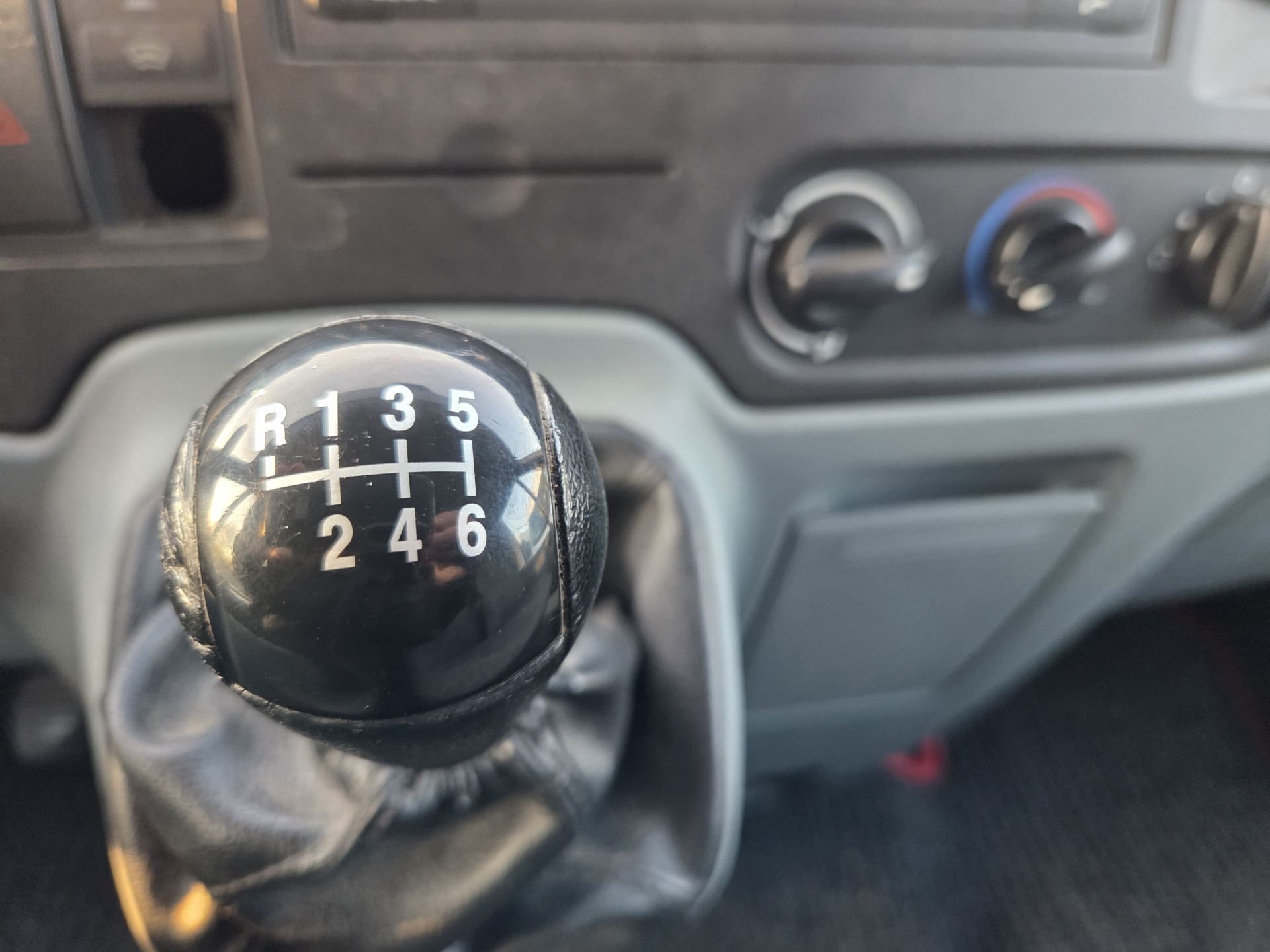 Foto van Ford Transit 300s FD Van LR 115dpf 4.36
