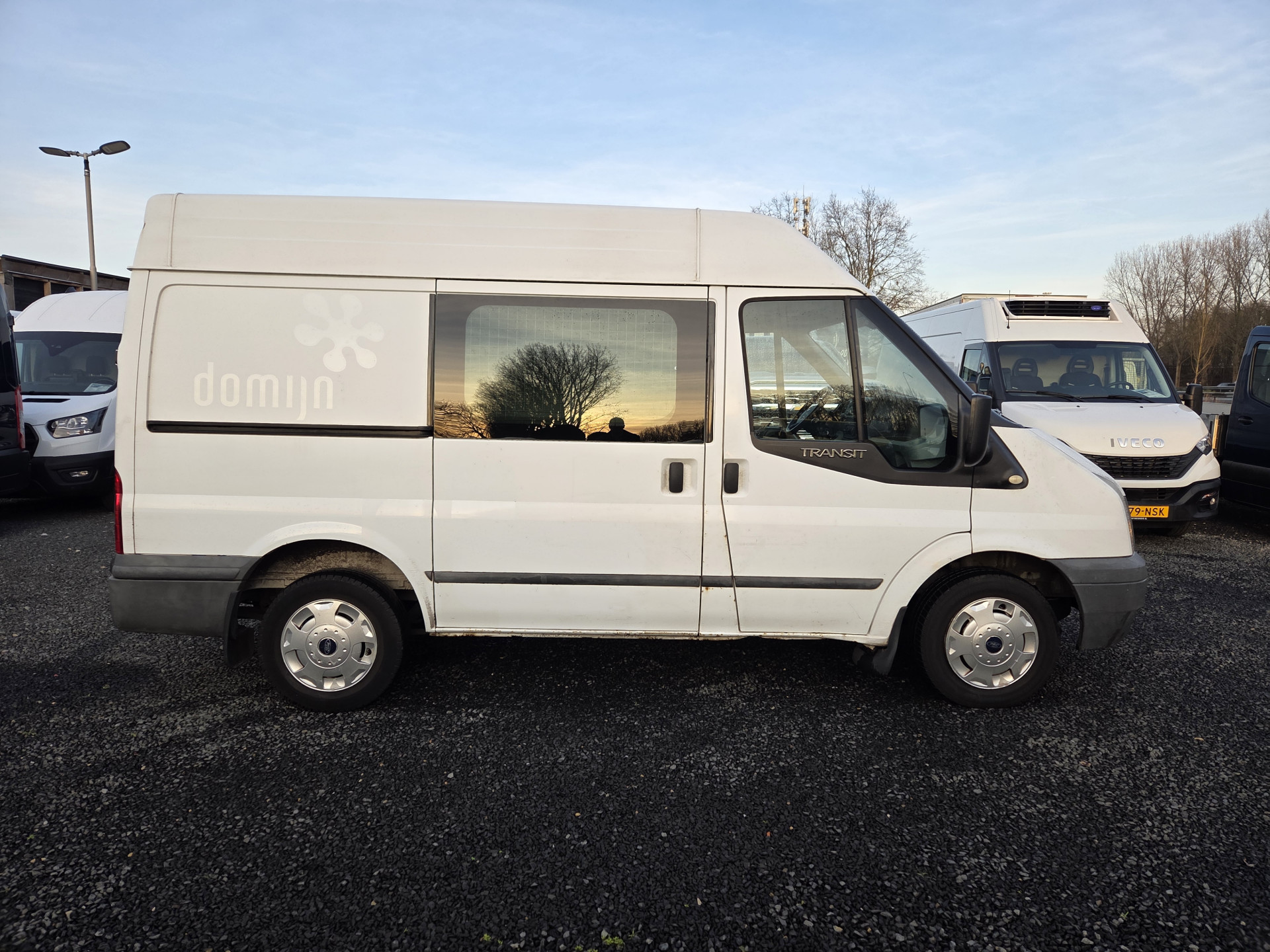 Foto van Ford Transit 300s FD Van LR 115dpf 4.36