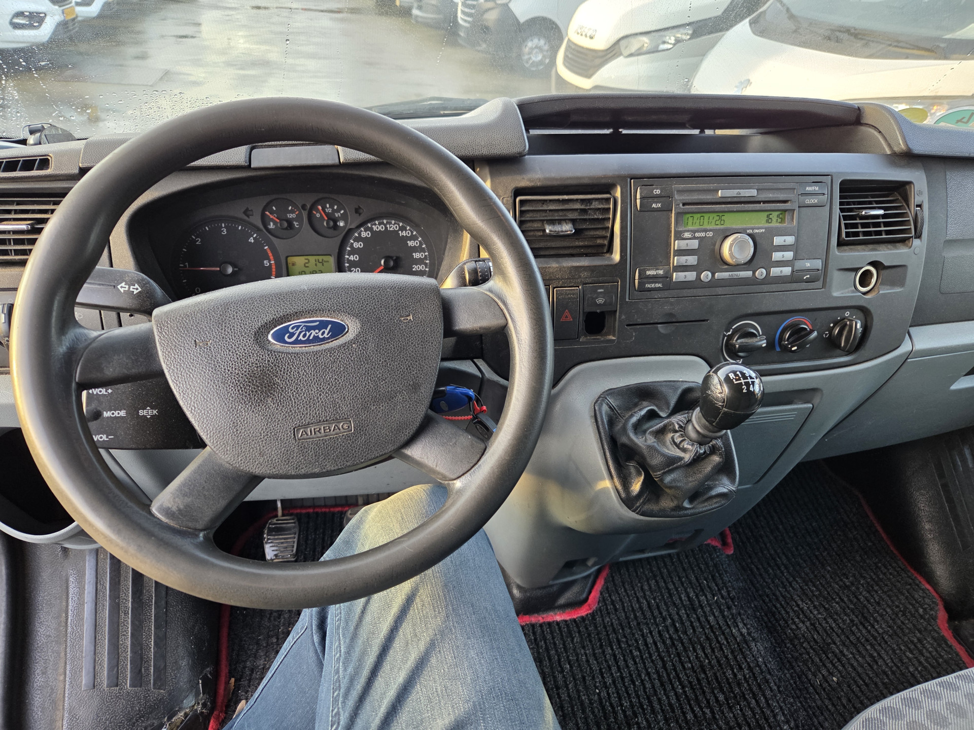 Foto van Ford Transit 300s FD Van LR 115dpf 4.36