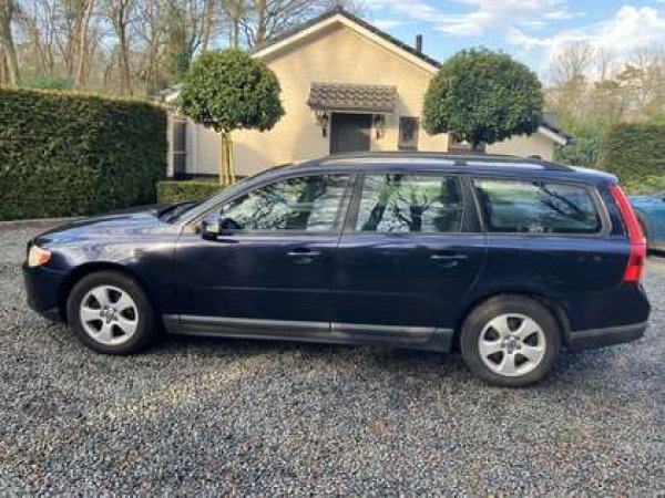Volvo V70 2.0 Limited Edition 2009 - voorkant