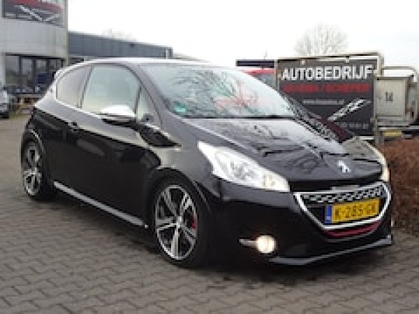 Peugeot 208 1.6 THP GTi 2013 - voorkant