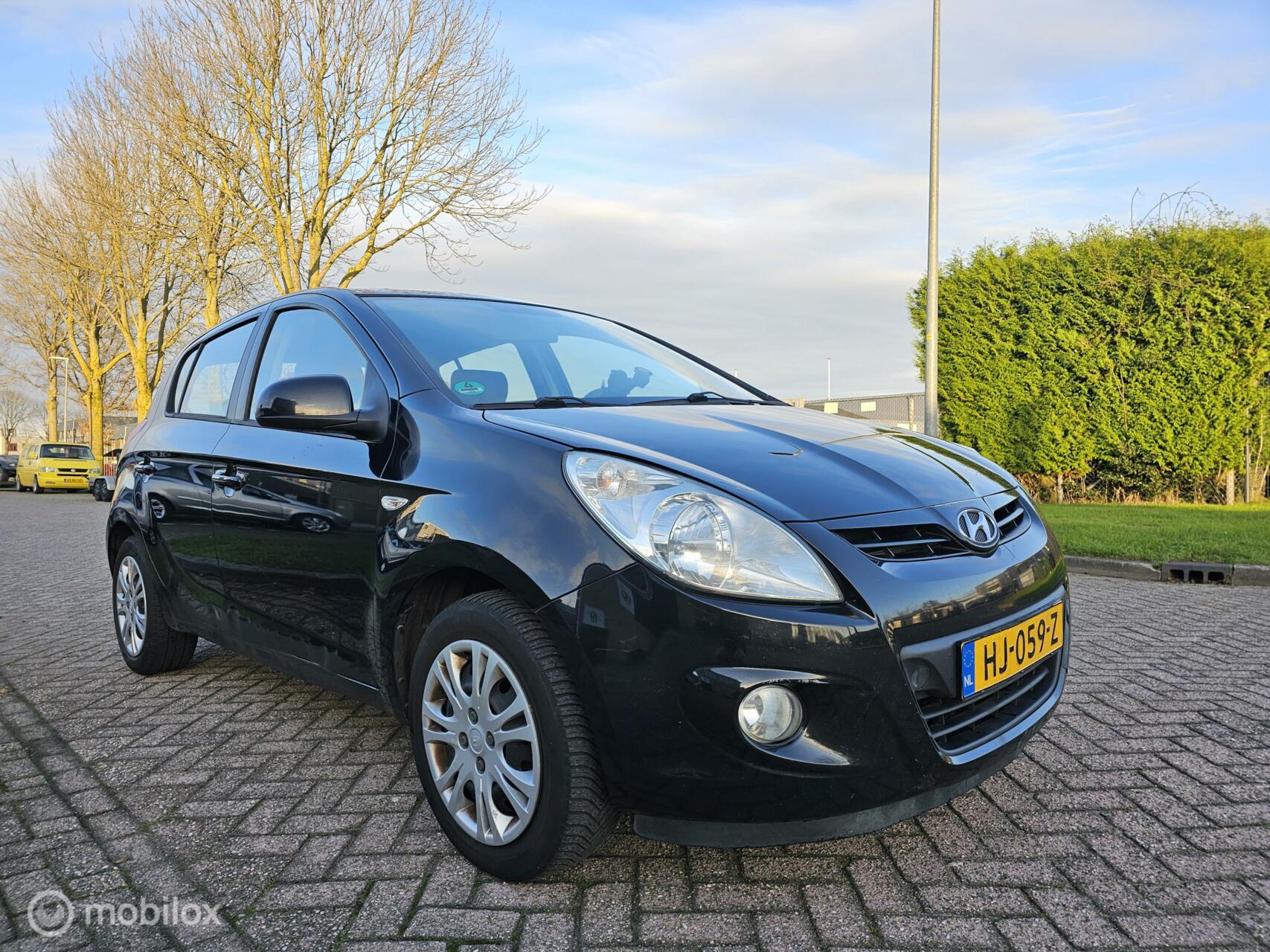 Hyundai I20 1.2i ActiveVersion Airco 2008 - voorkant