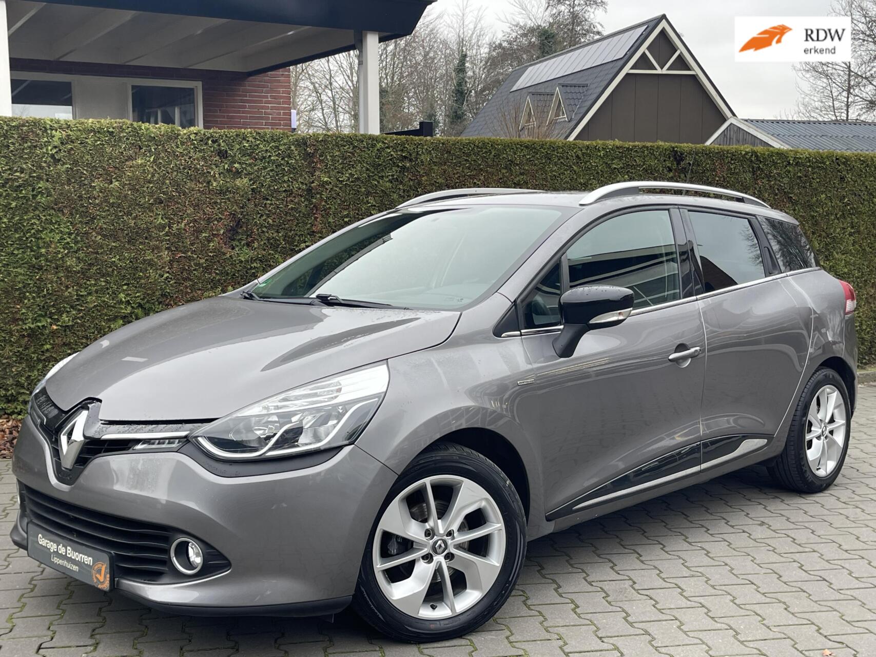 Renault Clio 0.9 TCe Limited | TREKHAAK | NAVIGATIE | CRUISE CONTROL 2016 - voorkant