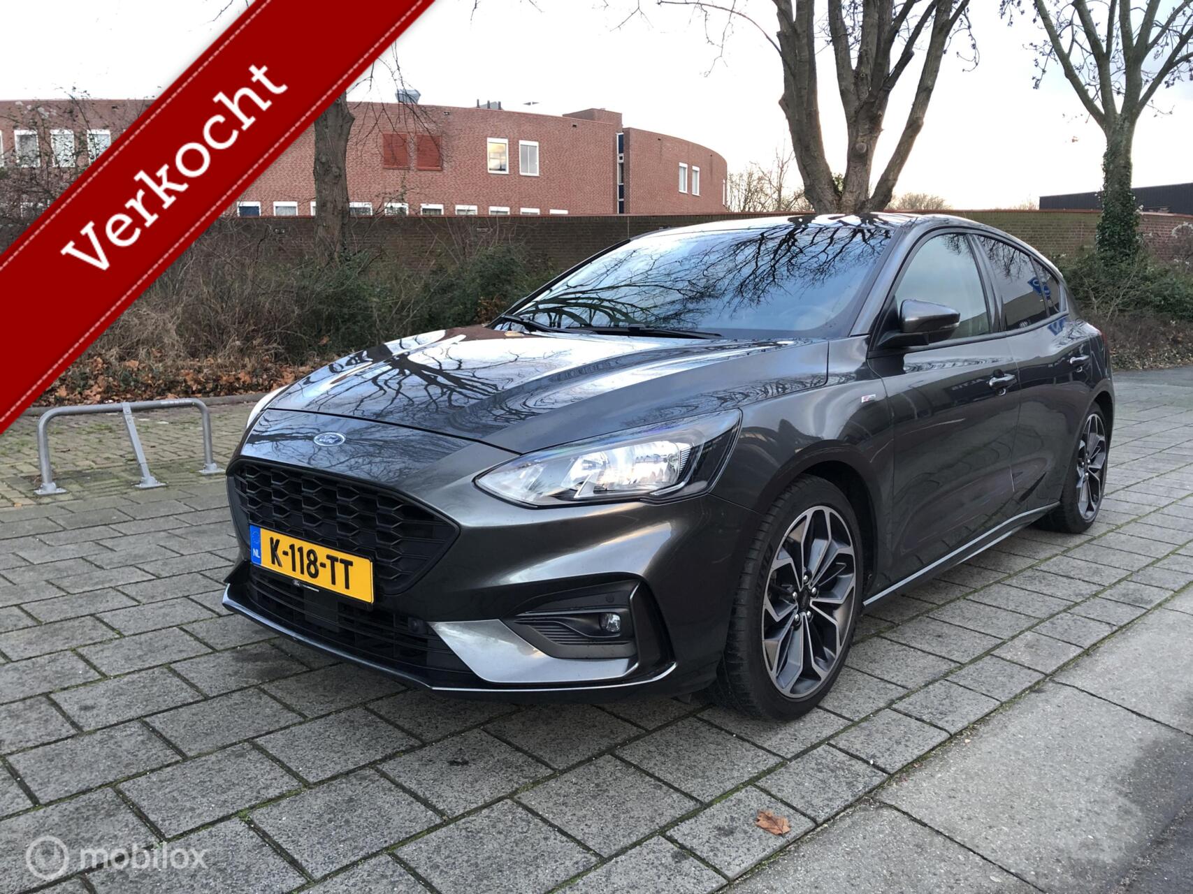 Ford Focus 1.0 EcoBoost ST Line Business 2018 - voorkant