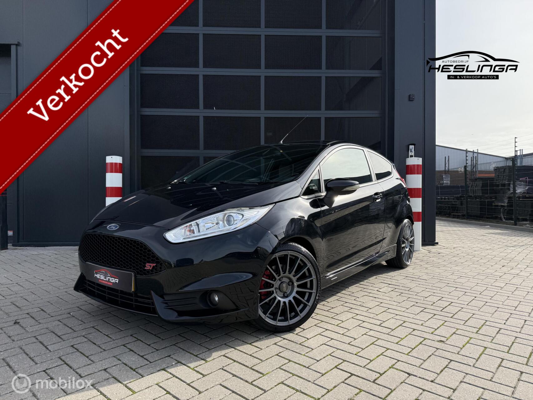Ford Fiesta 1.6 ST2 | OZ racing velgen | 182PK|FULL 2014 - voorkant