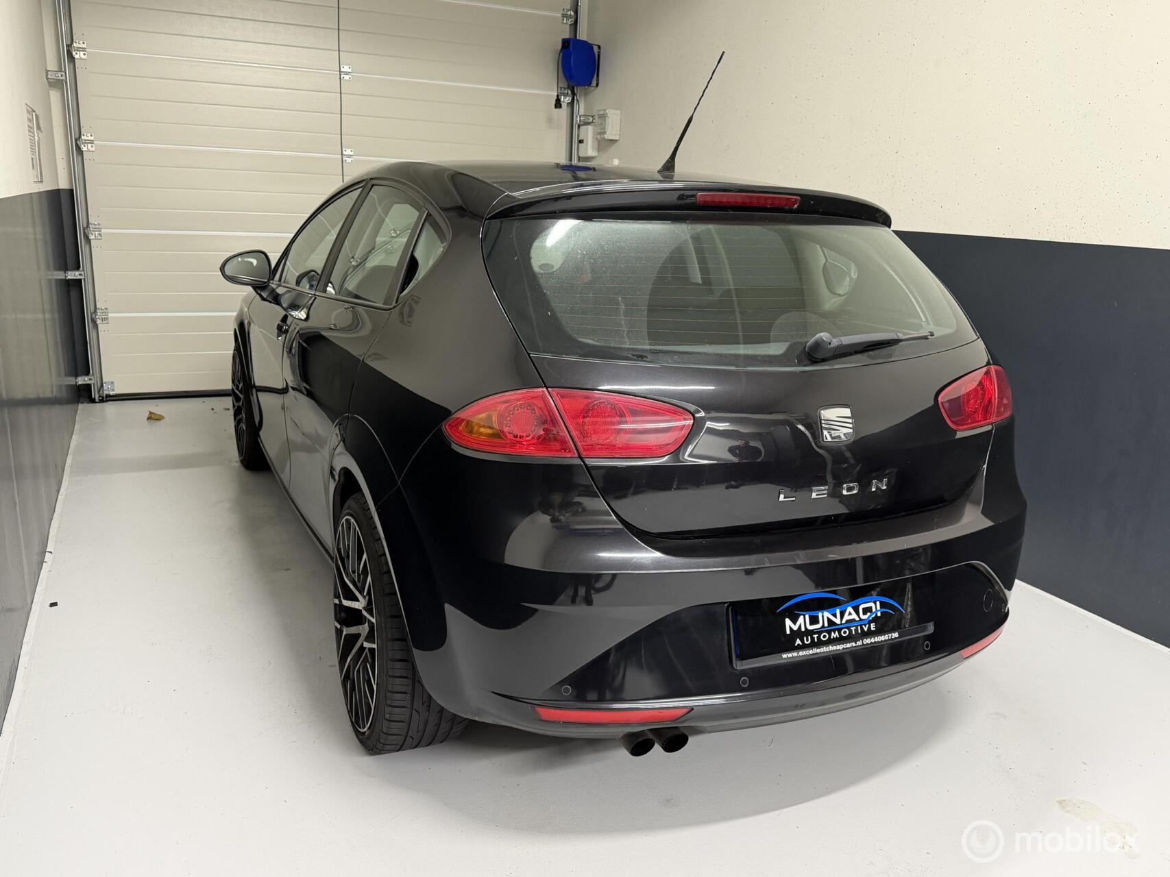 Seat Leon 1.4 TSI Businessline High Export/Handel/Klusser! 2010 - voorkant
