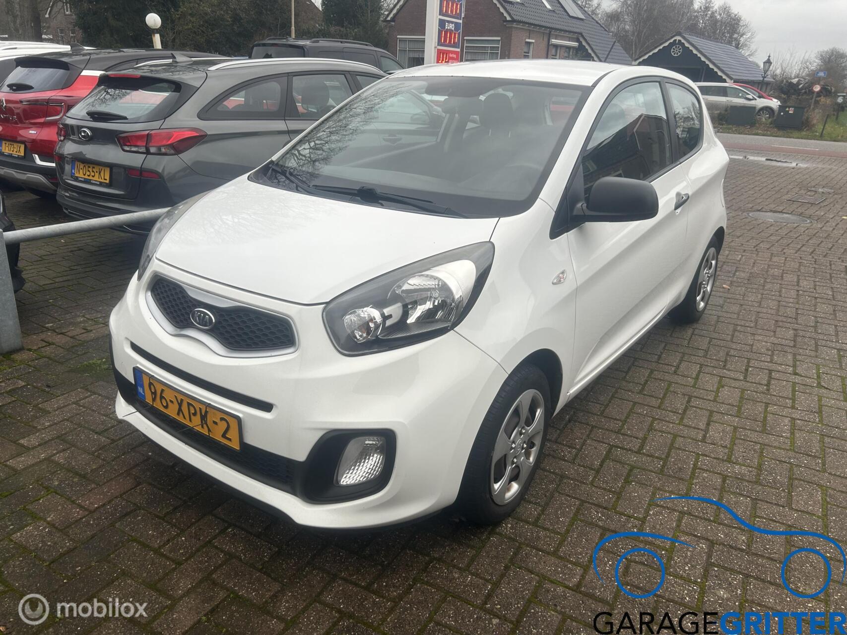 Kia Picanto 1.0 CVVT 2012 - voorkant