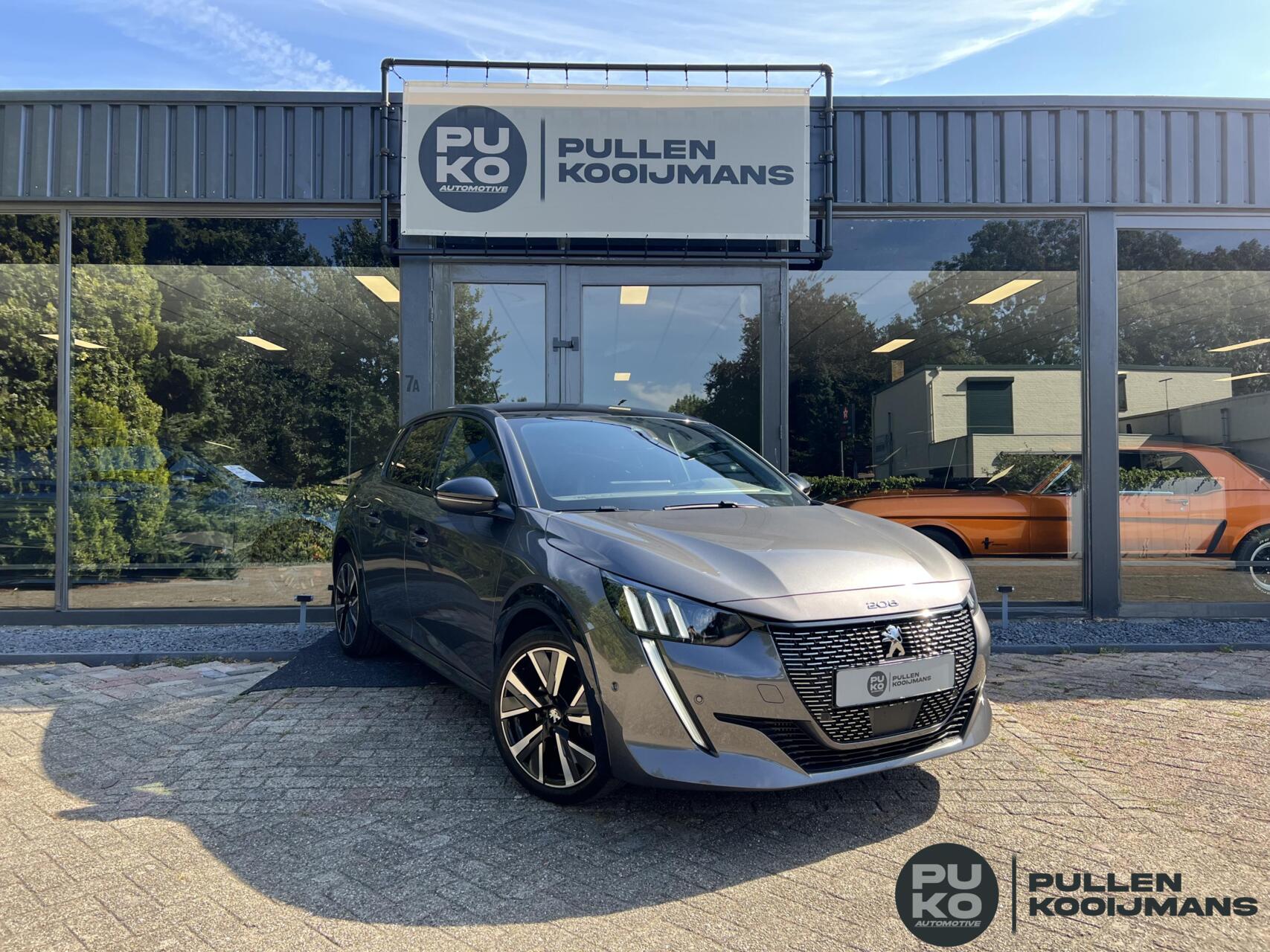 Peugeot 208 1.2 PureTech GT Pack 2021 - voorkant