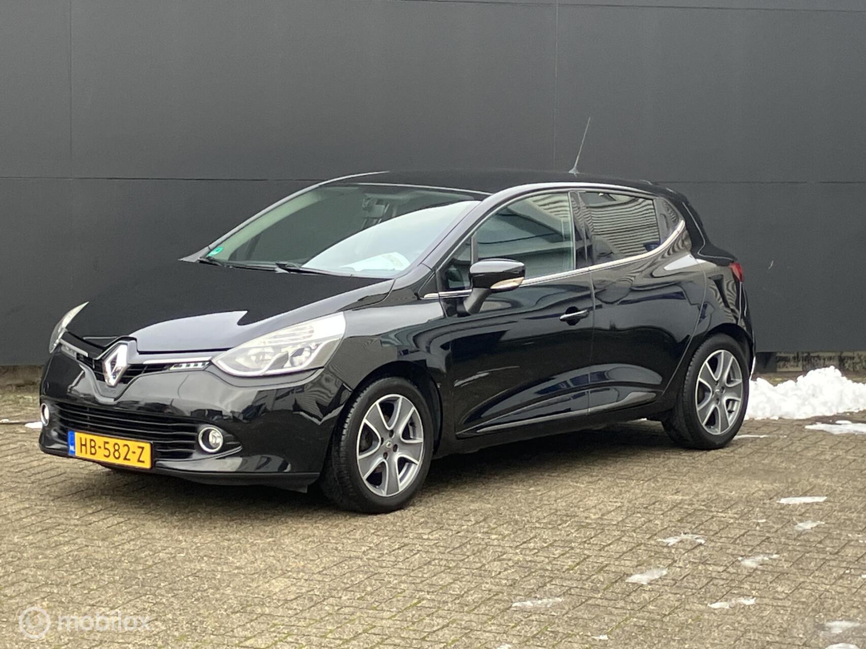 Renault Clio 0.9 TCe ECO Night&Day 2015 - voorkant