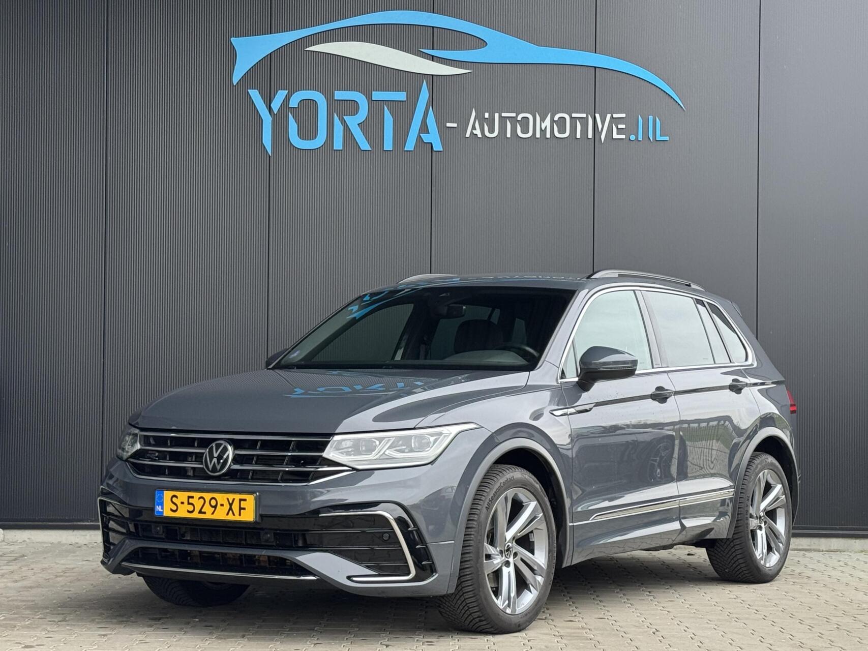 Volkswagen Tiguan 1.5 TSI 3x R Line MATRIX LED*CAMERA*NARDO 2021 - voorkant