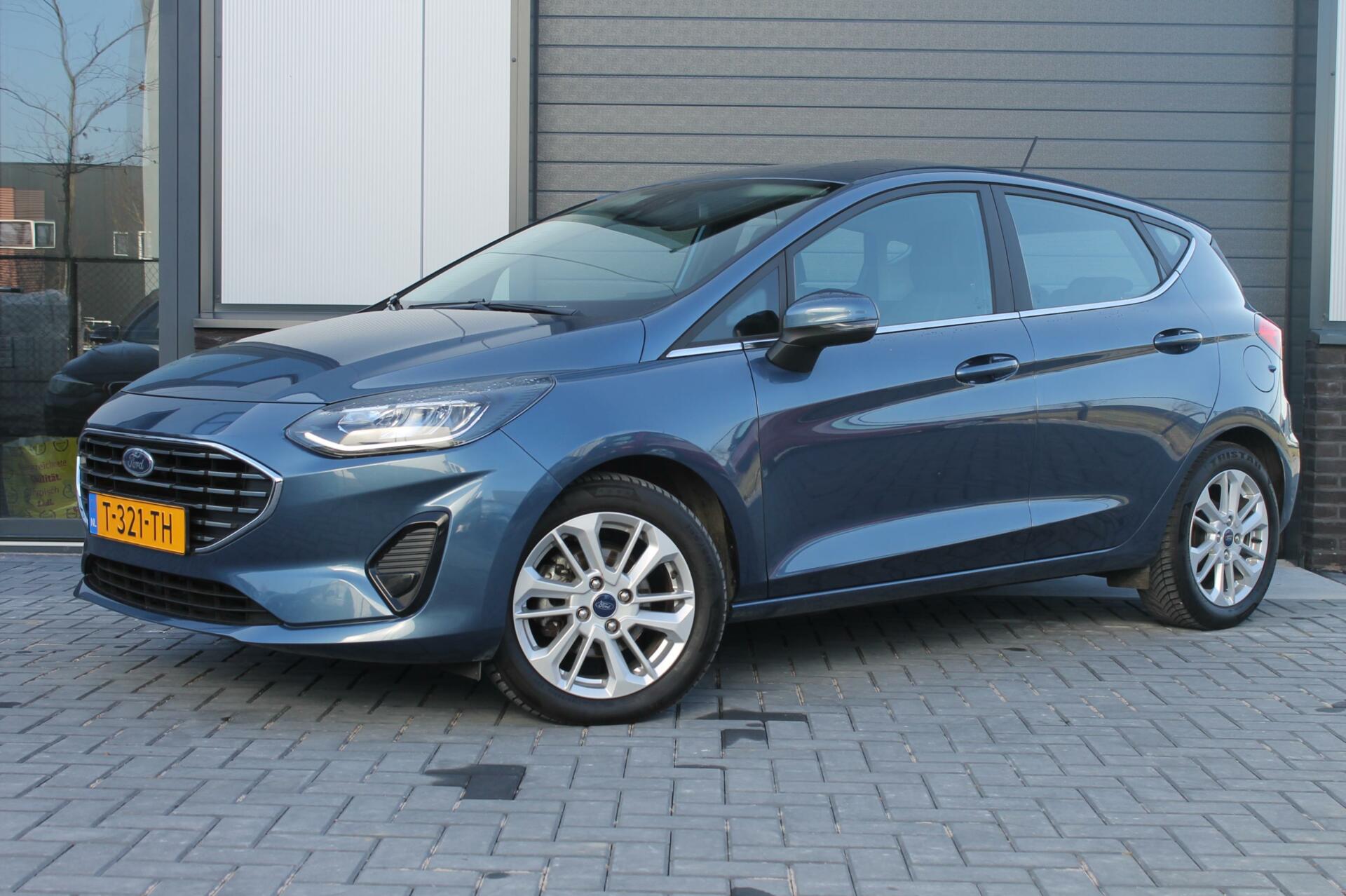 Ford Fiesta 1.0 EcoBoost Hybrid Titanium 2023 - voorkant