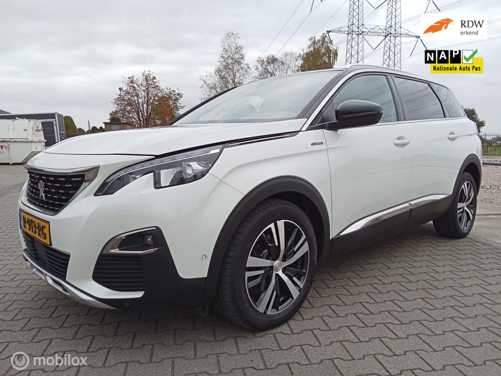 Foto van PEUGEOT 5008