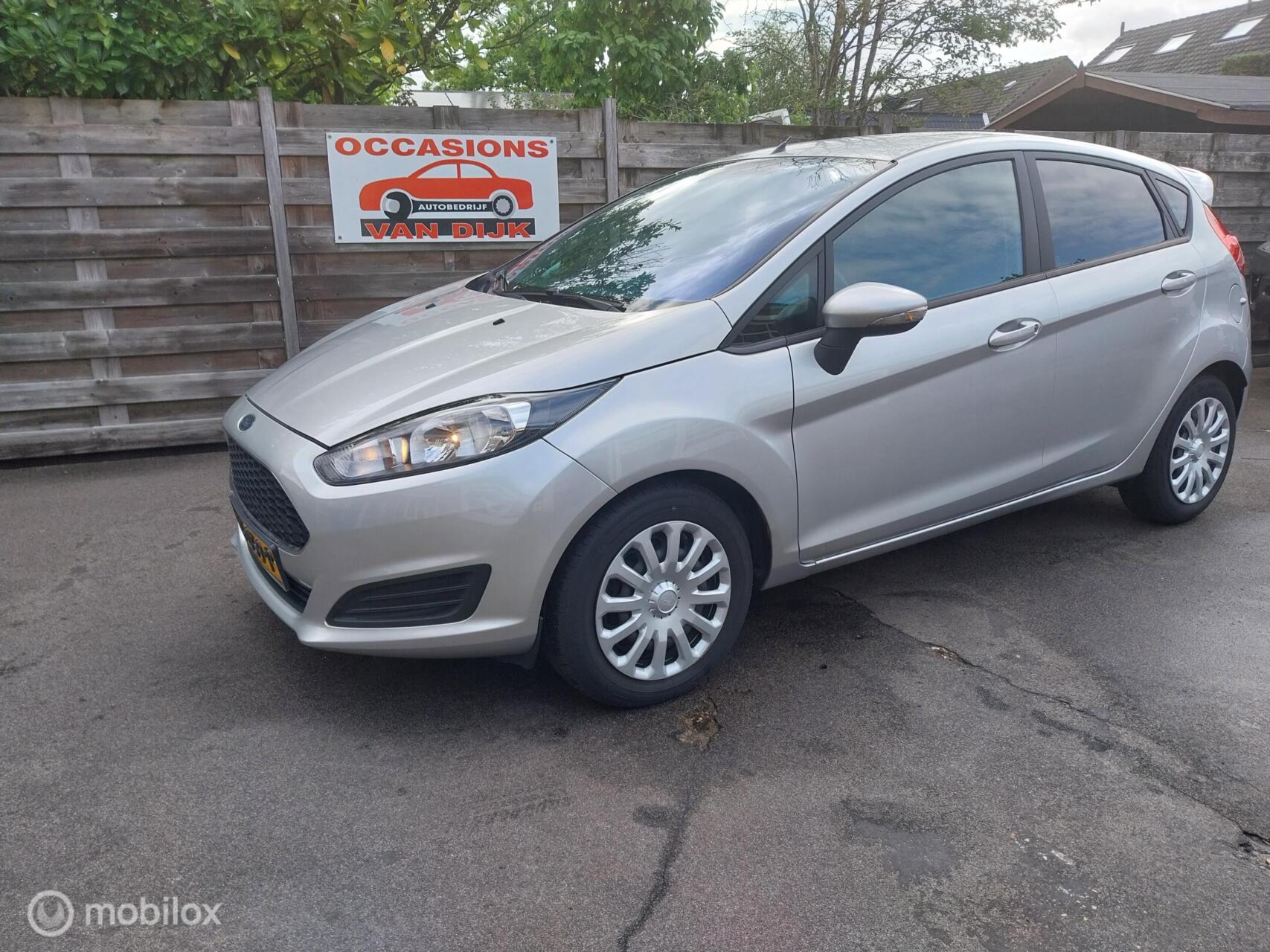 Ford Fiesta 1.0 EcoBoost Active Automaat 2017 - voorkant