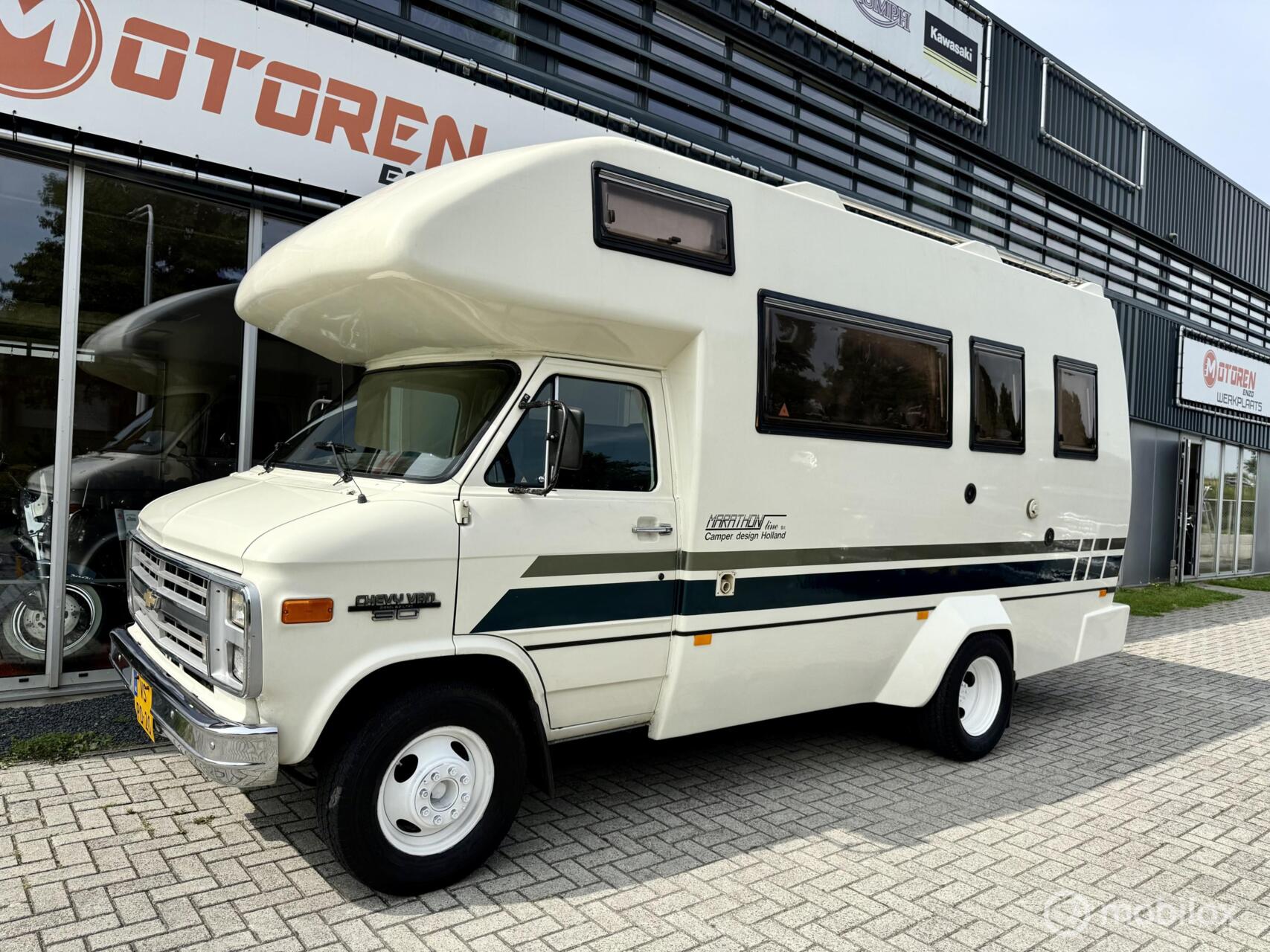 Chevrolet Chevy Van 30 D. Camper Personenauto 1990 - voorkant