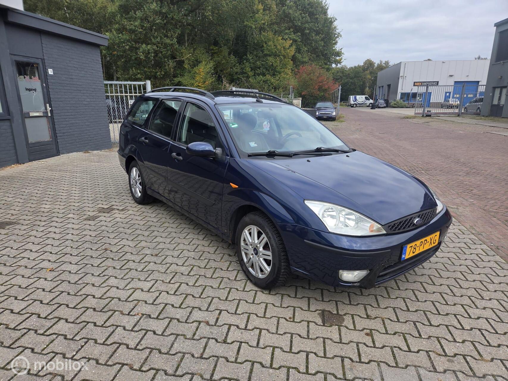 Foto van FORD FOCUS