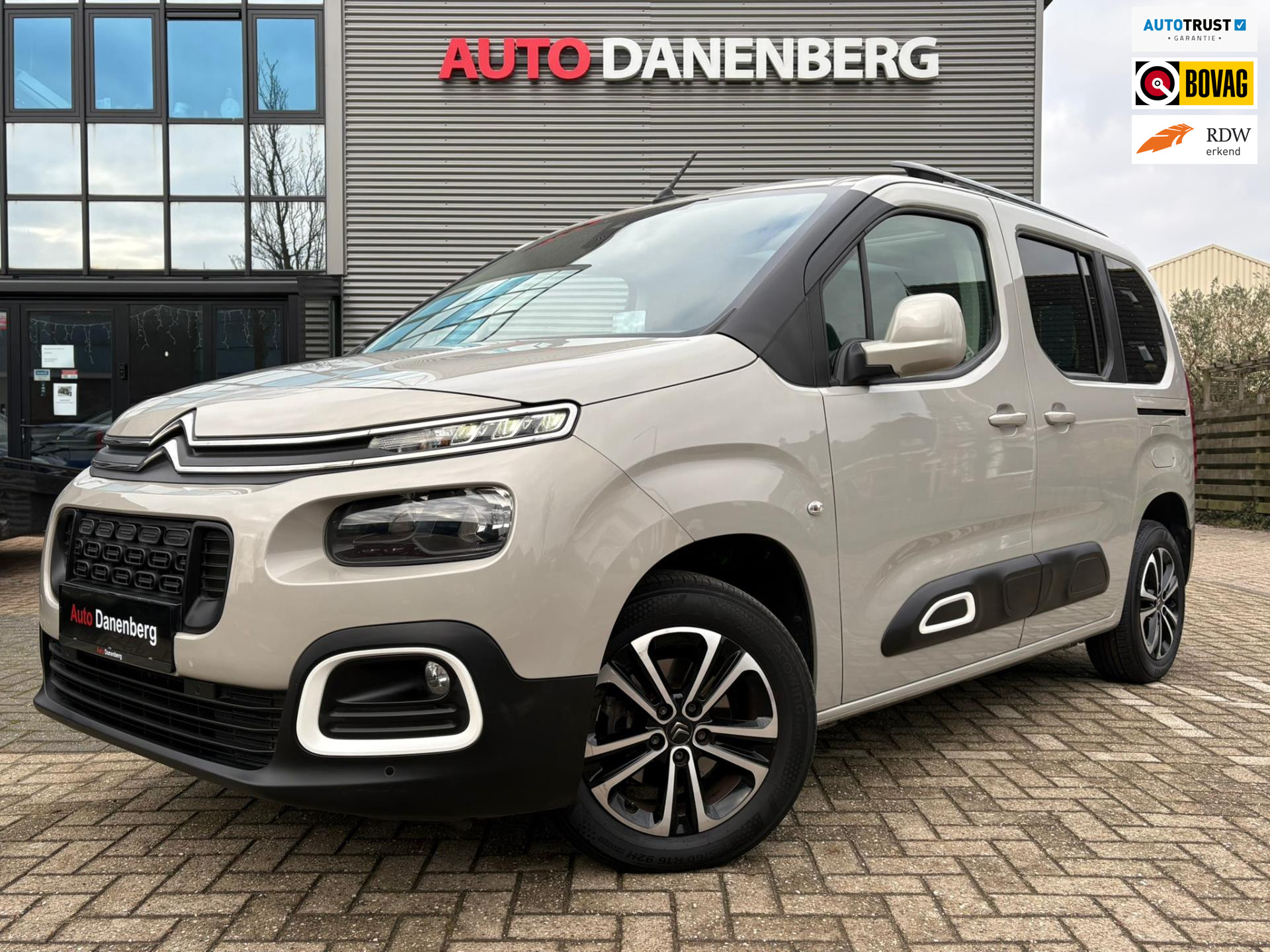 Foto van Citroen BERLINGO
