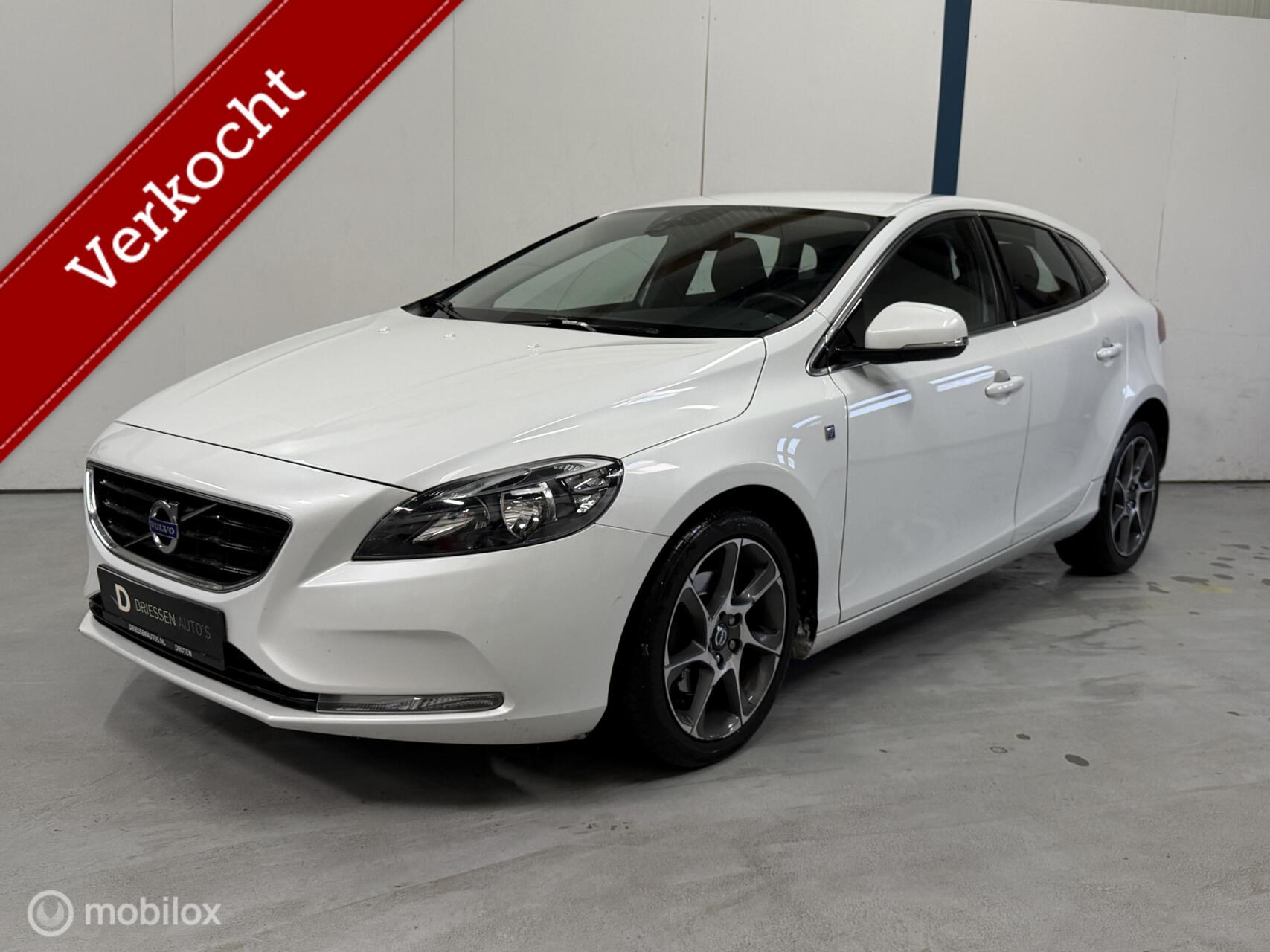 Volvo V40 2.0 T2 Ocean Race LEER / NAVI 2016 - voorkant