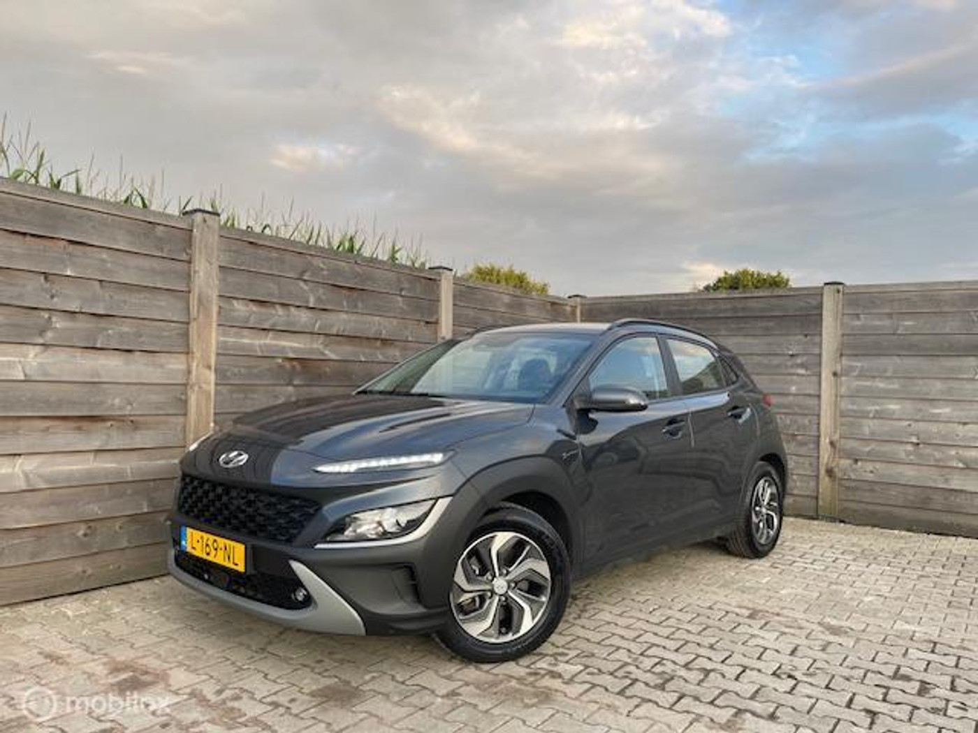 Hyundai Kona 1.6 GDI HEV Comfort Smart Hybrid 2021 - voorkant