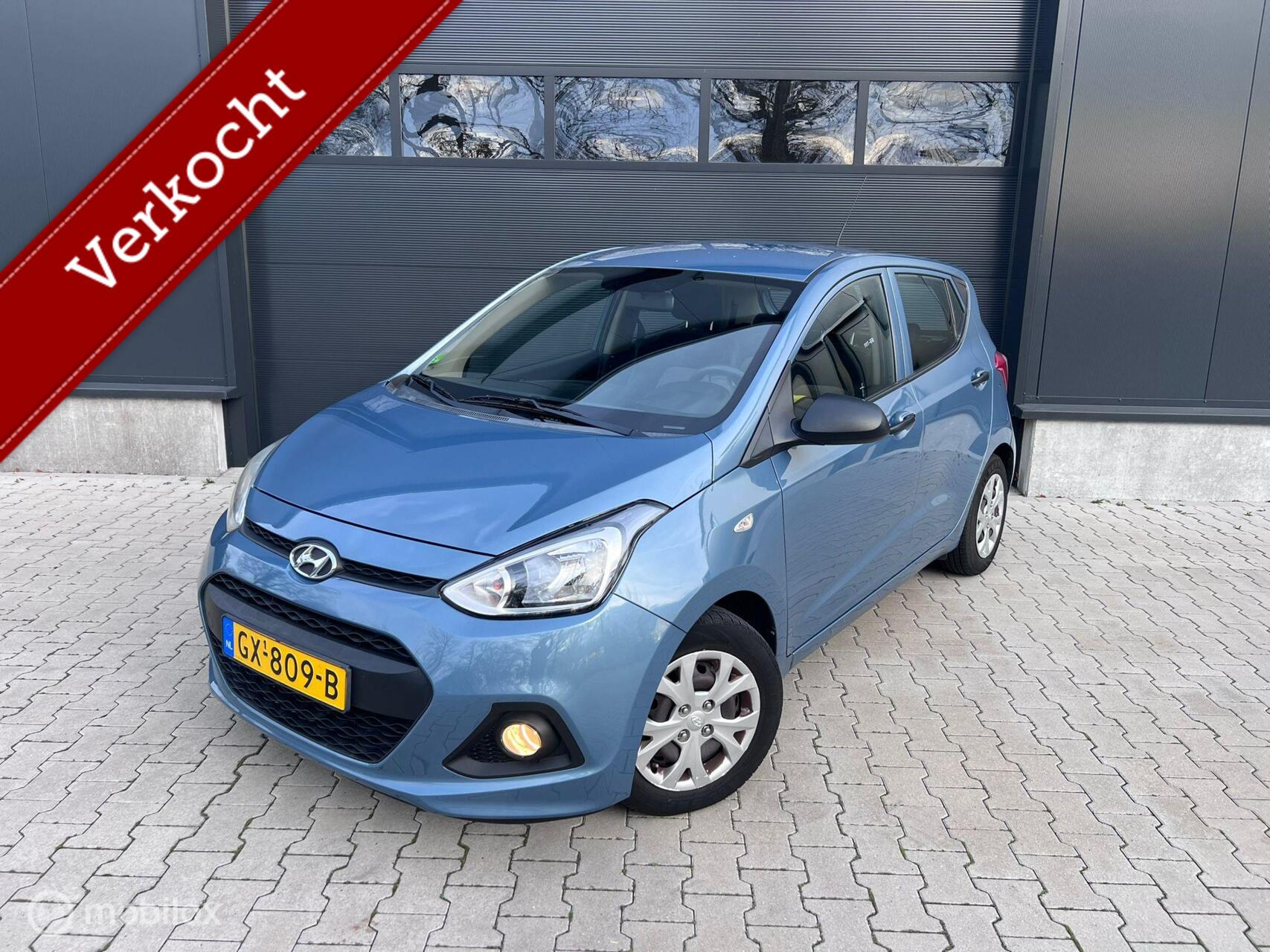 Hyundai I10 1.0i i-Motion Airco Nap Onderhoud NW 2015 - voorkant
