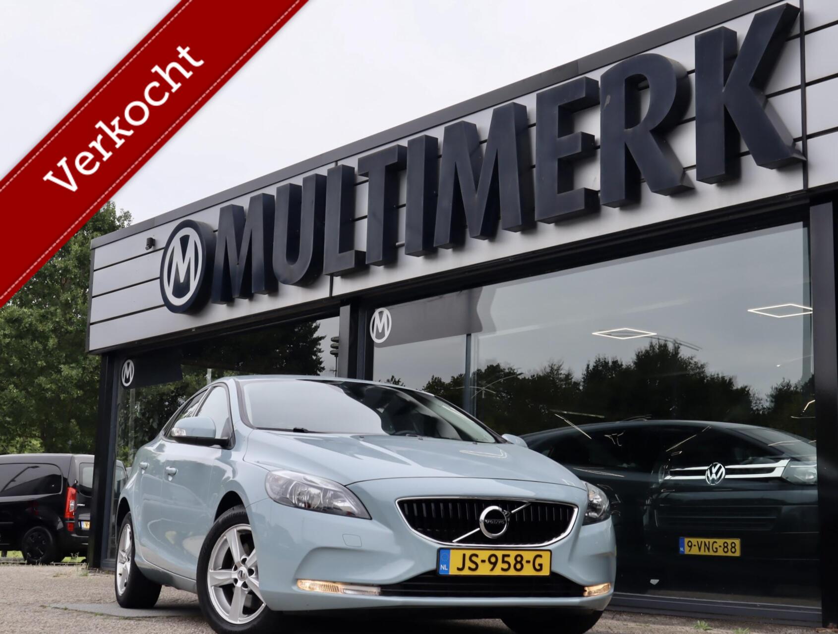 Volvo V40 2.0 T2 Kinetic, Trekhaak, Camera, Climate Control 2016 - voorkant