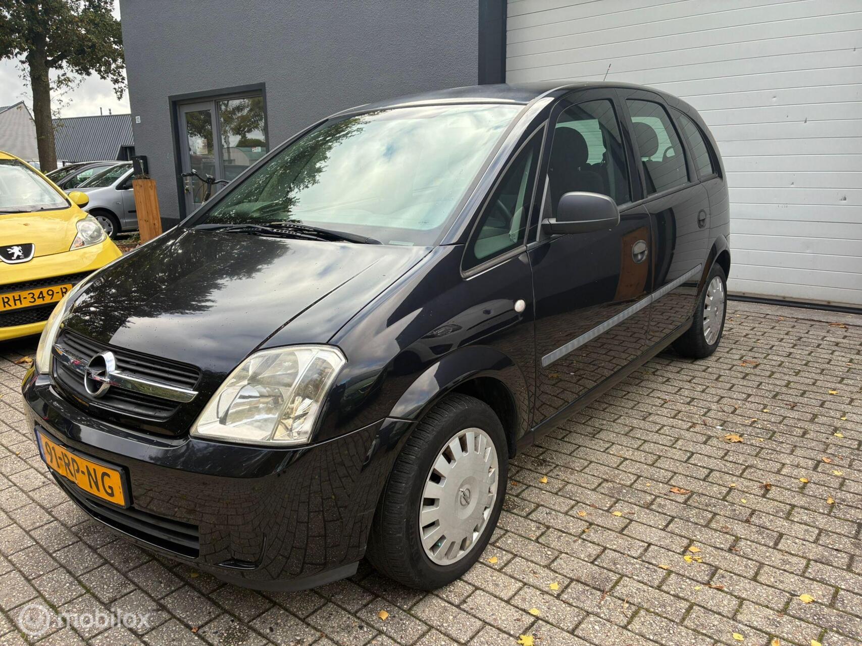 Opel Meriva-a 1.6-16V Essentia / NIEUWE APK / TREKHAAK / NAP / 2005 - voorkant