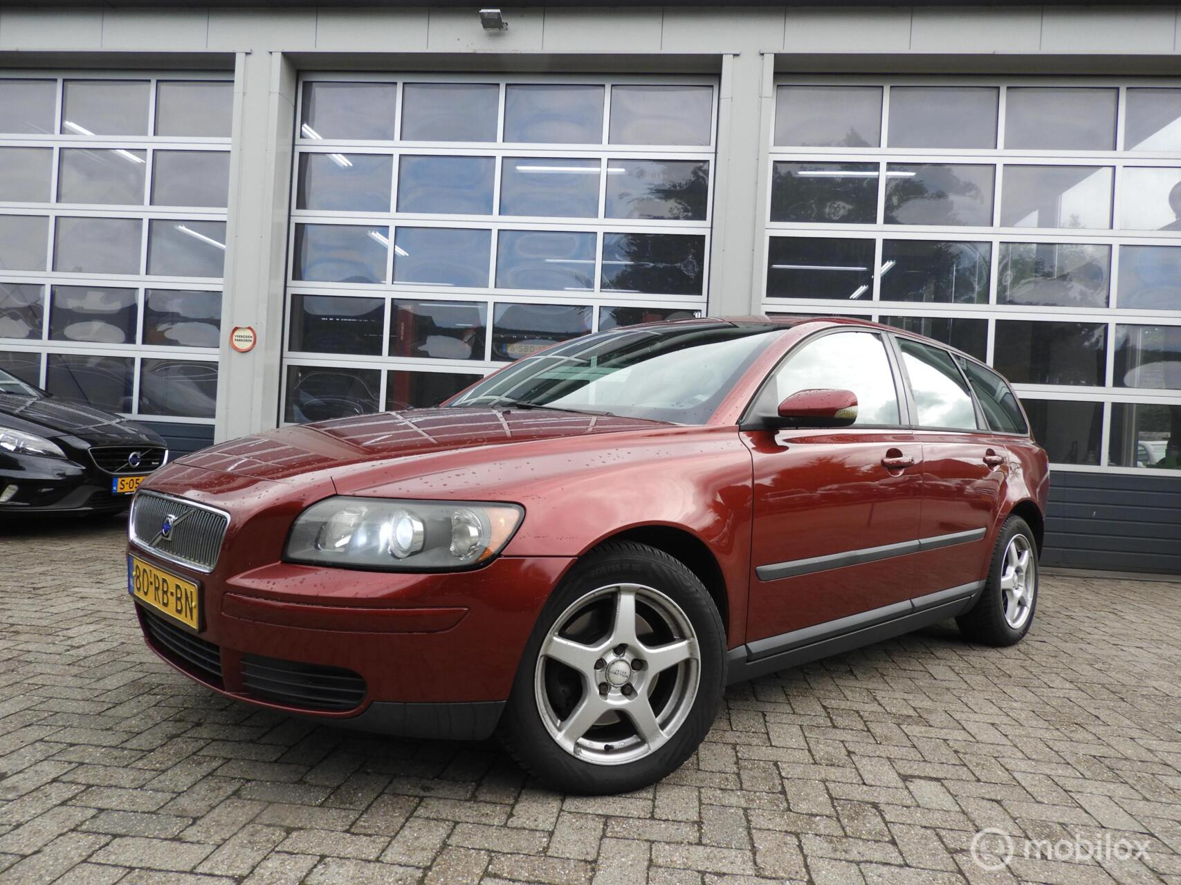 Volvo V50 2.4 Kinetic 2005 - voorkant