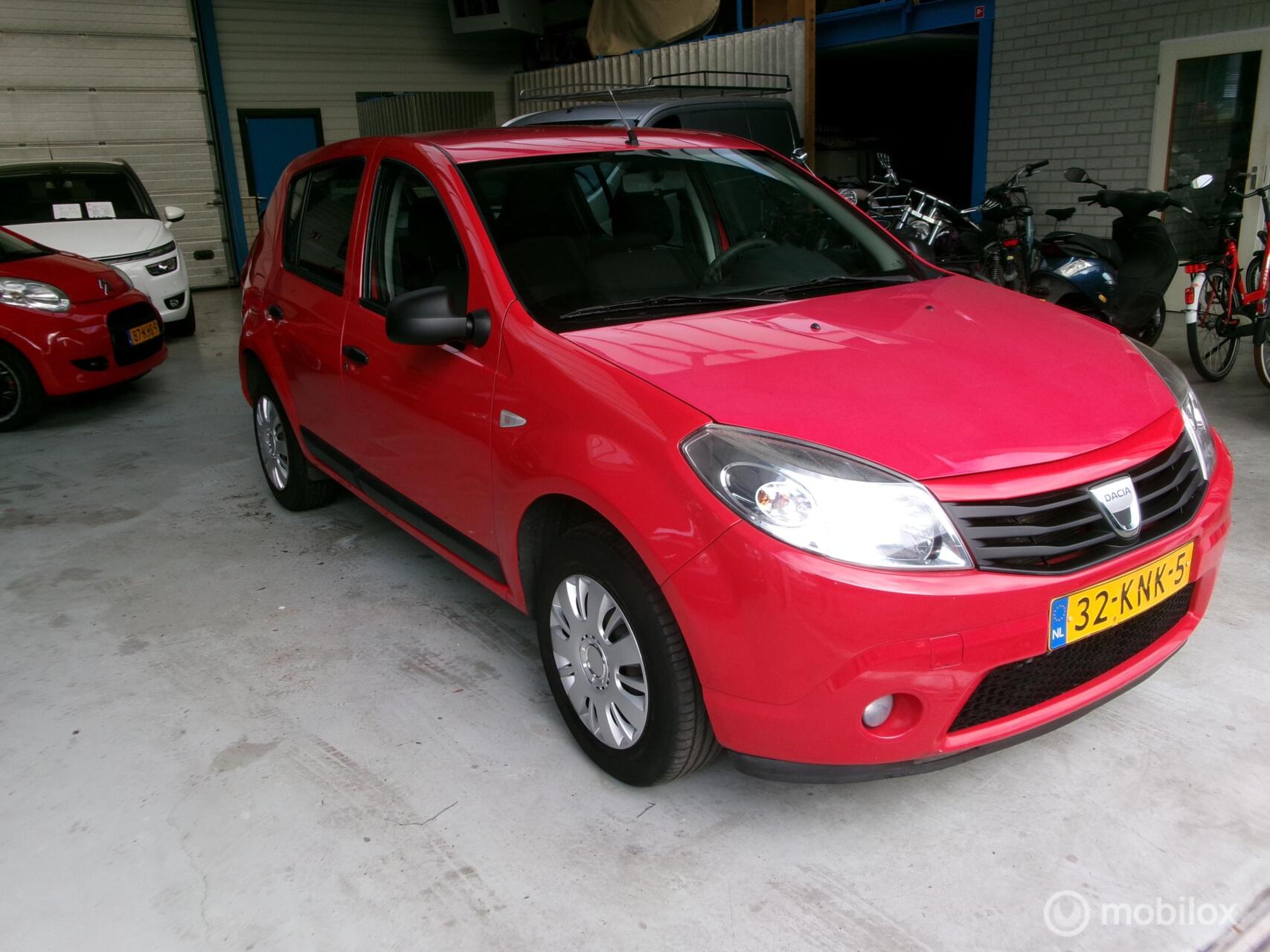 Foto van DACIA SANDERO