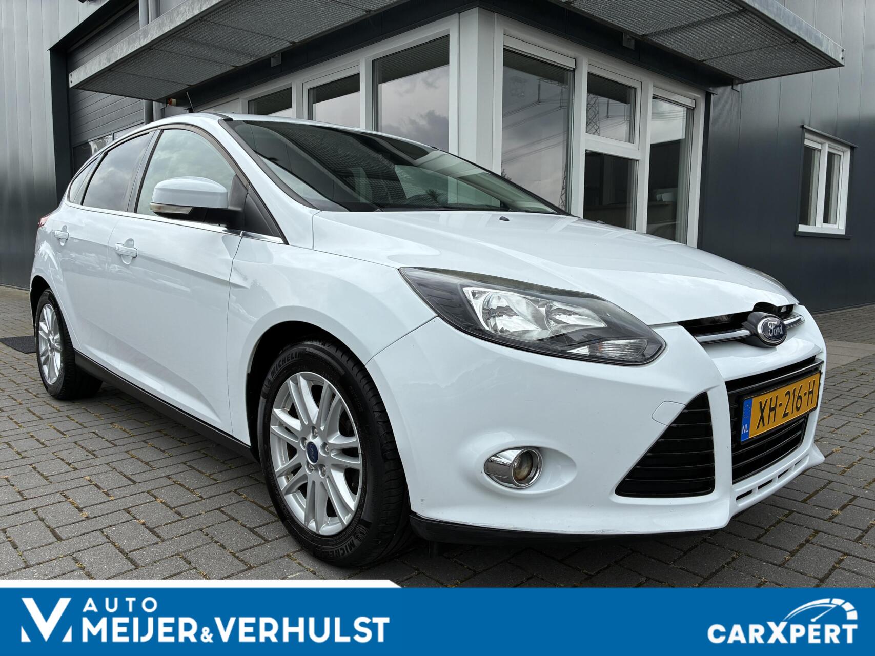 Ford Focus HELAAS VERKOCHT!!! 2012 - voorkant