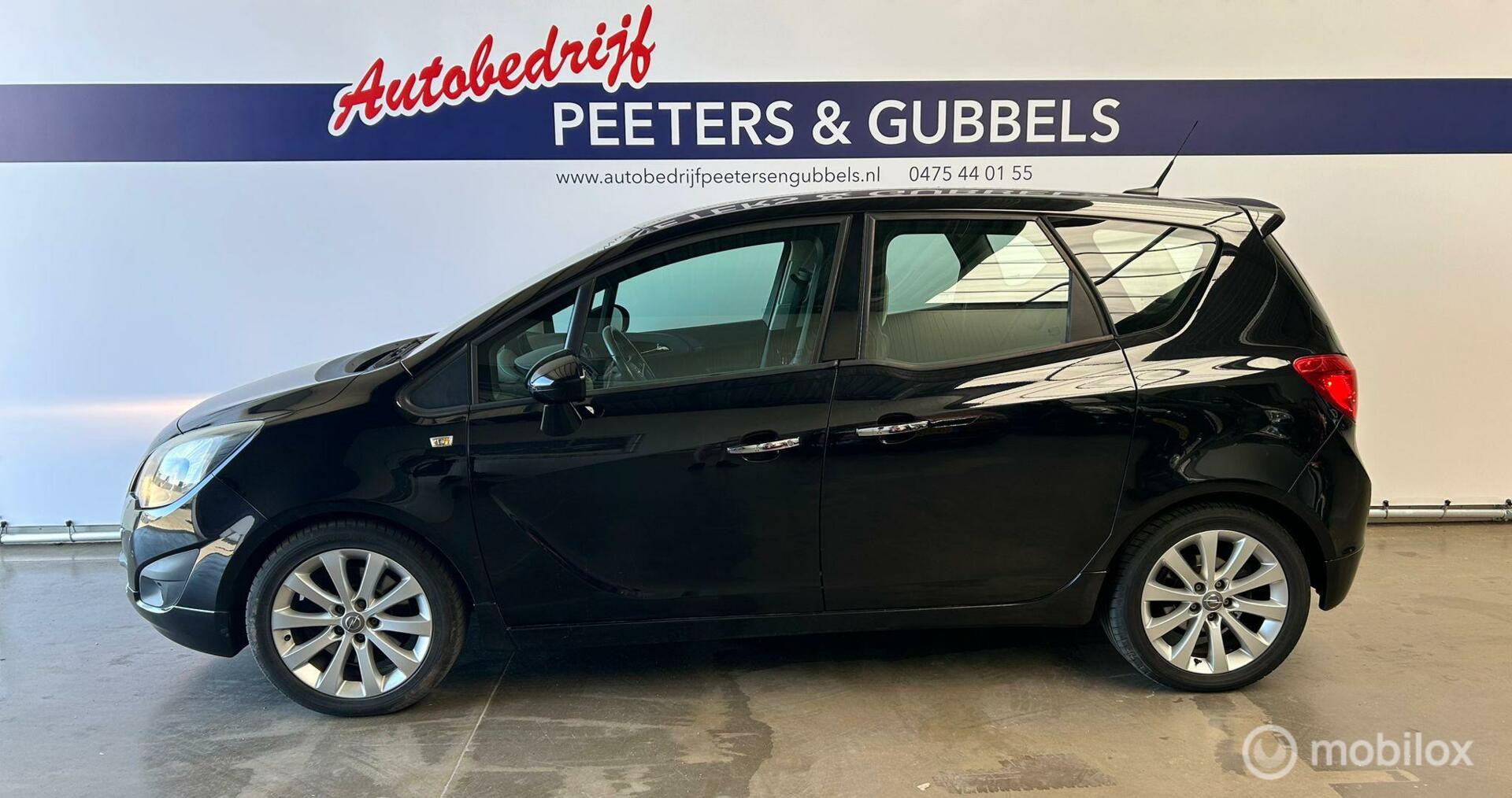 Opel Meriva 1.4 Turbo Color Edition 2011 - voorkant