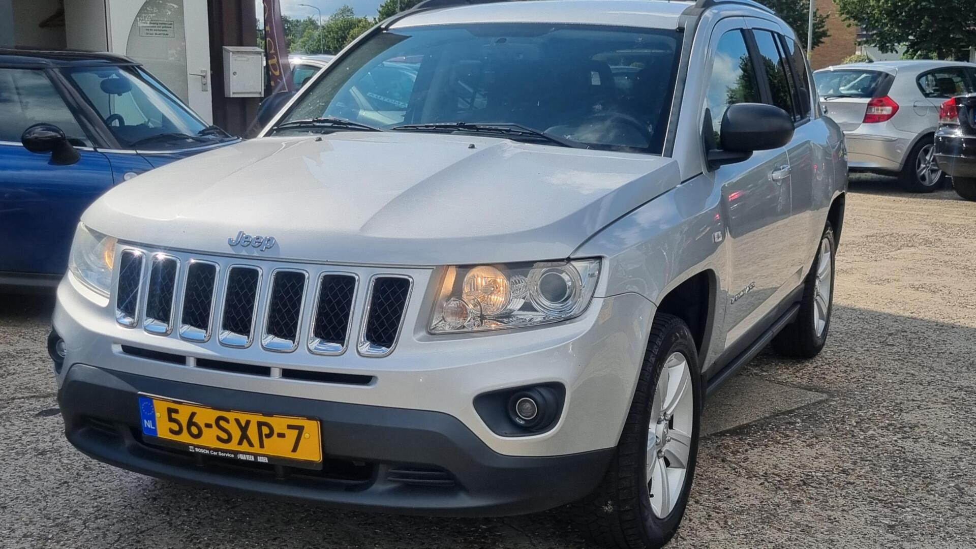 Foto van JEEP COMPASS