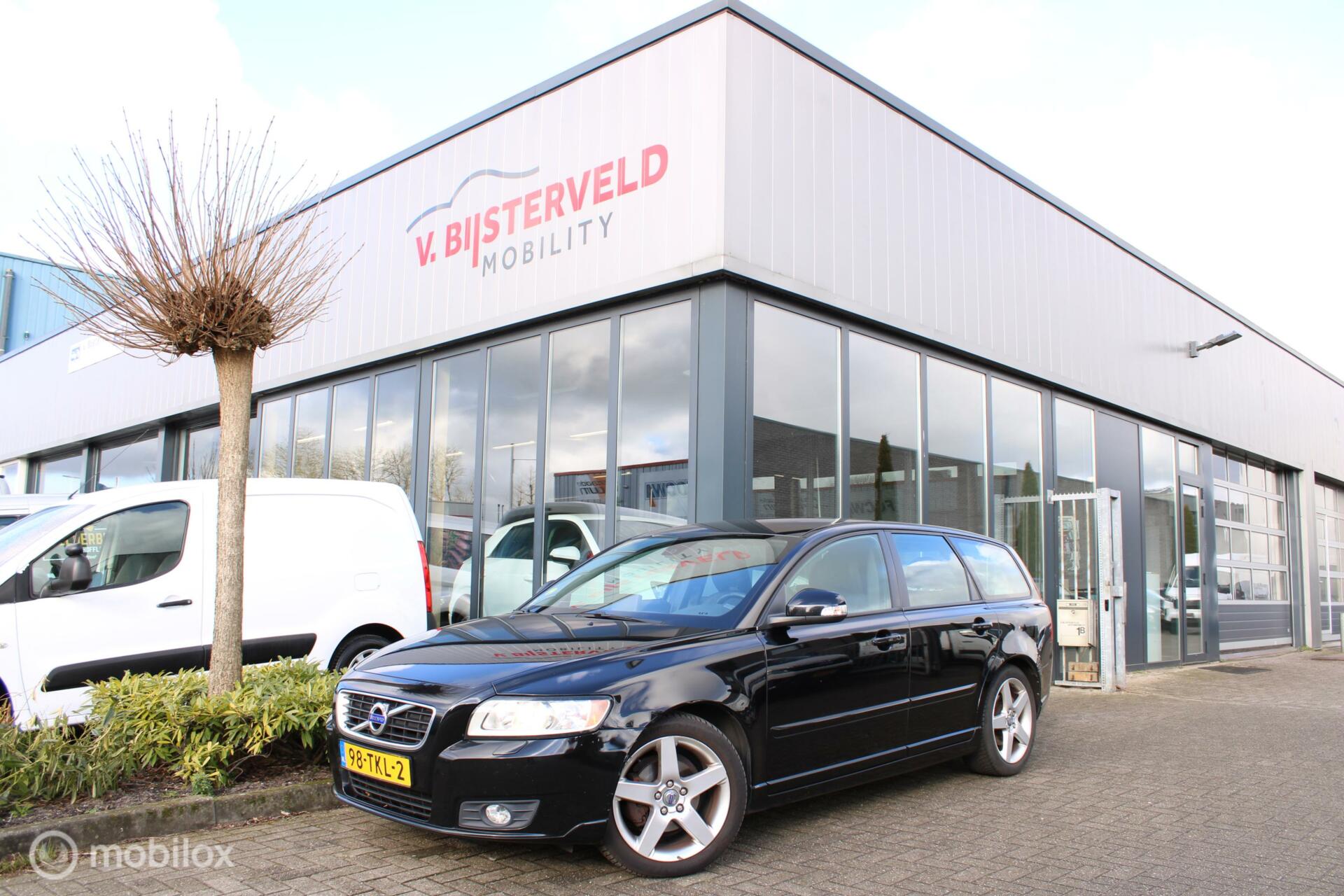 Volvo V50 1.6 D2 S/S Limited Edition Leder/Navi/Trekh. 2012 - voorkant