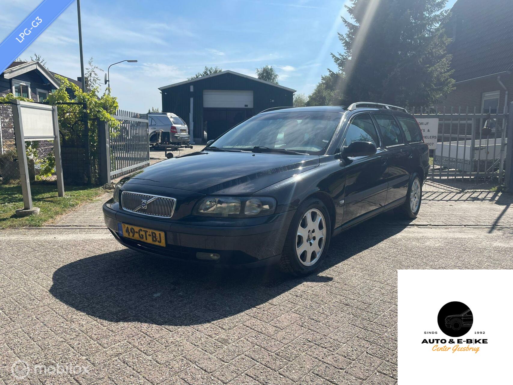Volvo V70 2.4 Comfort Line nieuwe  apk bij aflevering € 1450 2001 - voorkant