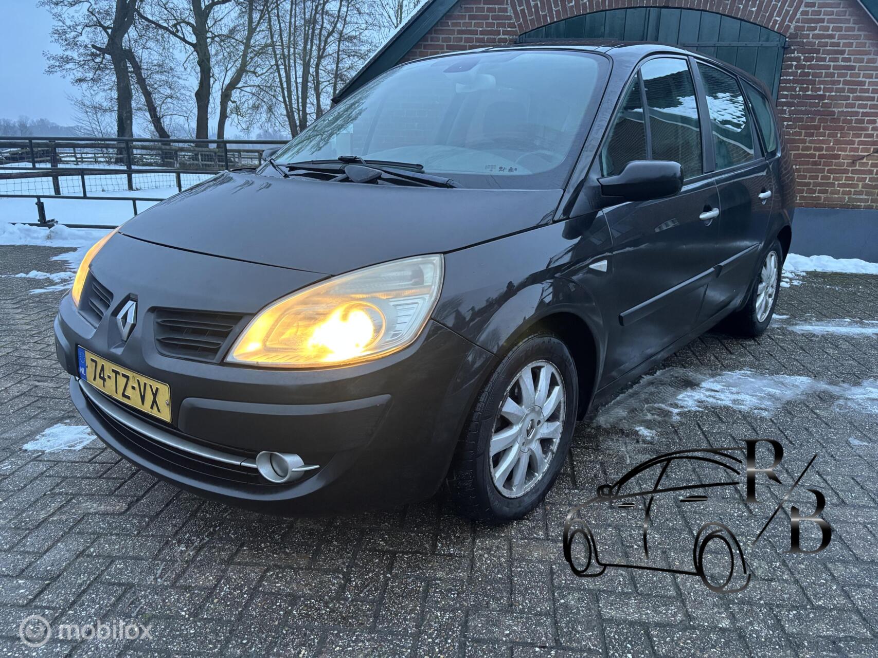 Foto van RENAULT MEGANE SCENIC
