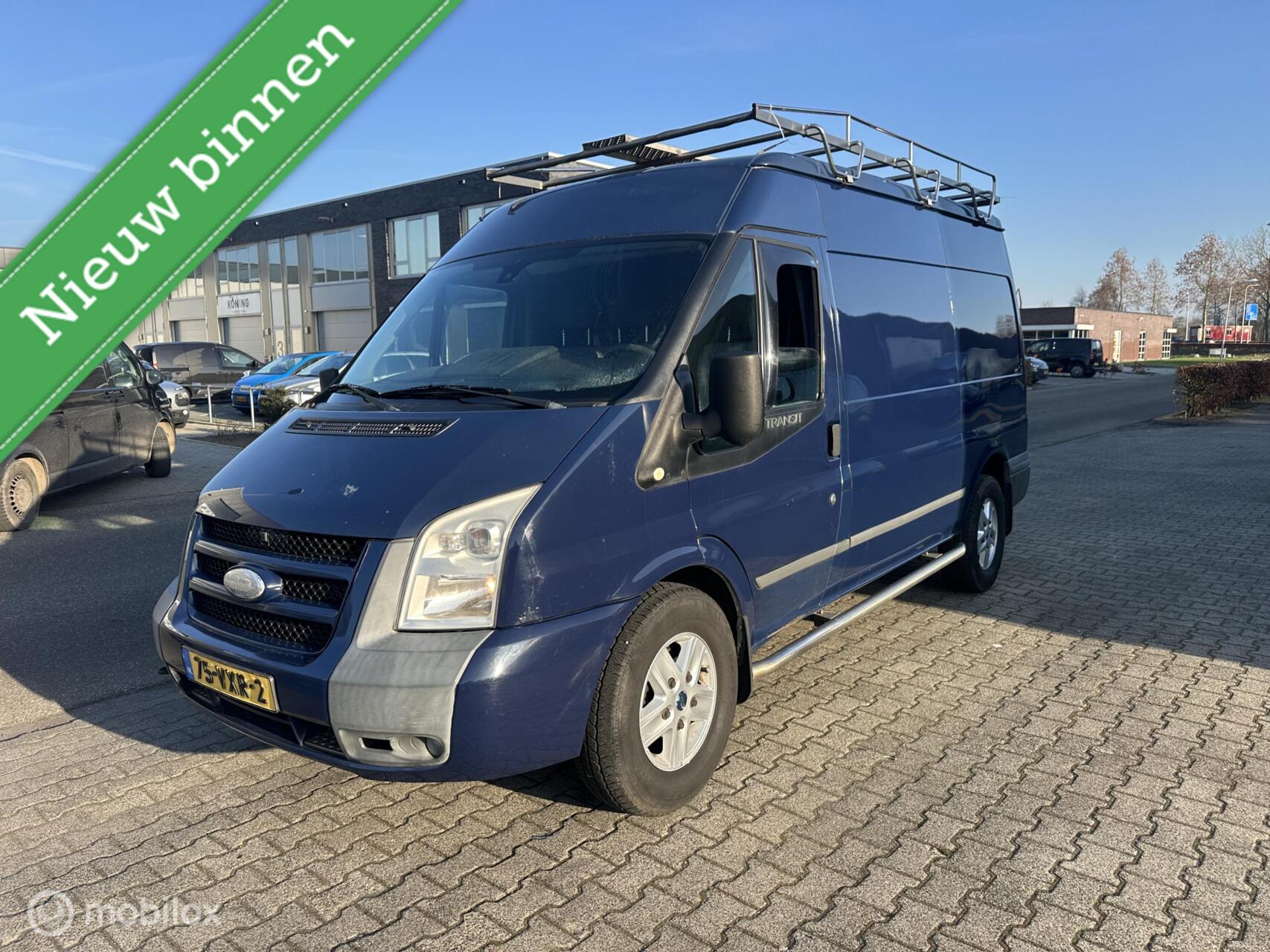 Ford Transit 350m Van 200 4.10 350M 3.2 TDCI achterwiel aangedreven 200 pk 2008 - voorkant