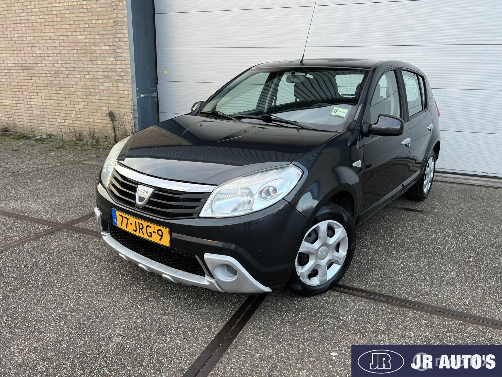 Foto van DACIA SANDERO
