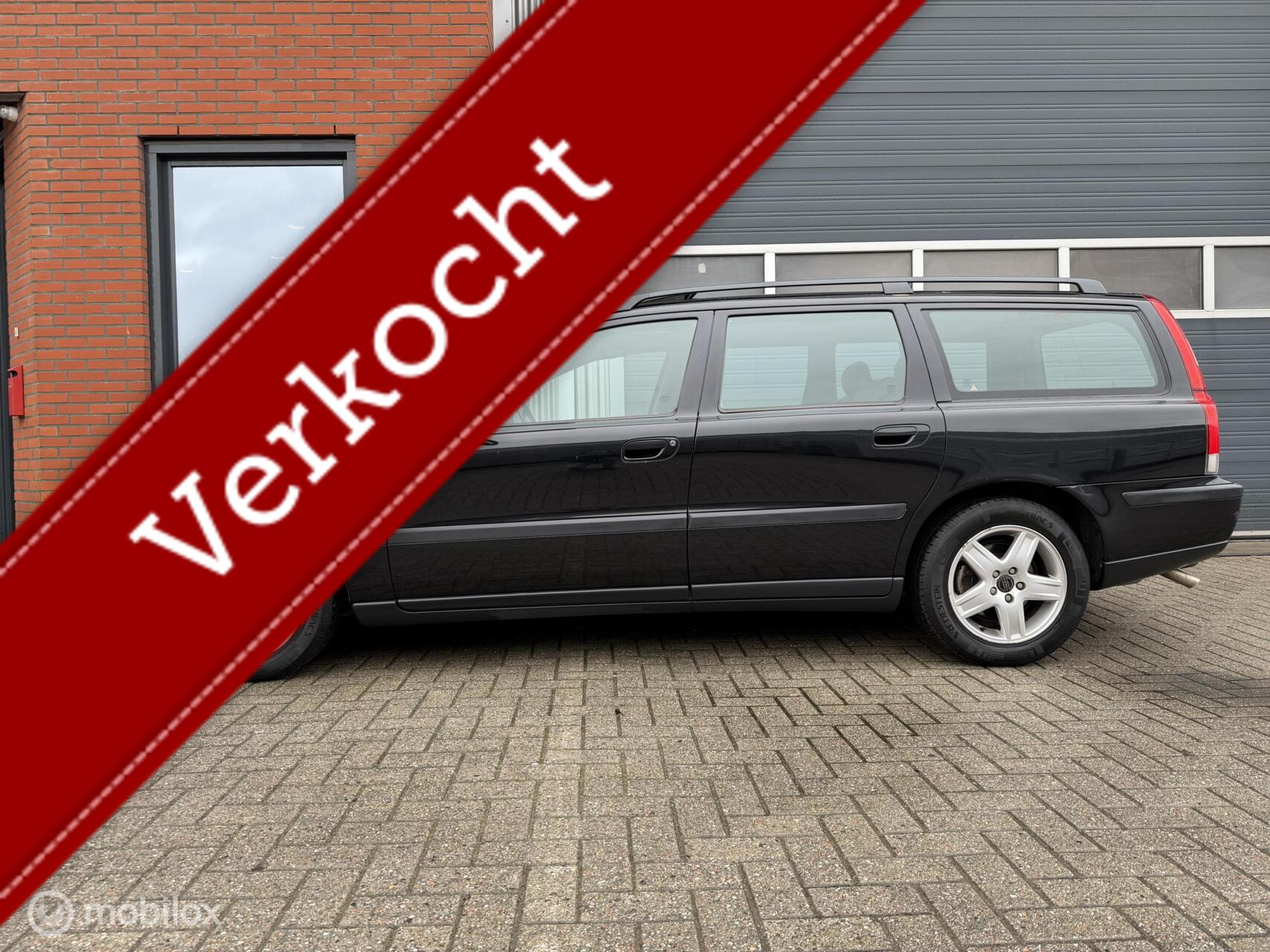 Volvo V70 2.4 170pk Edition 2 - schuifdak - xenon - orig. NL 2004 - voorkant