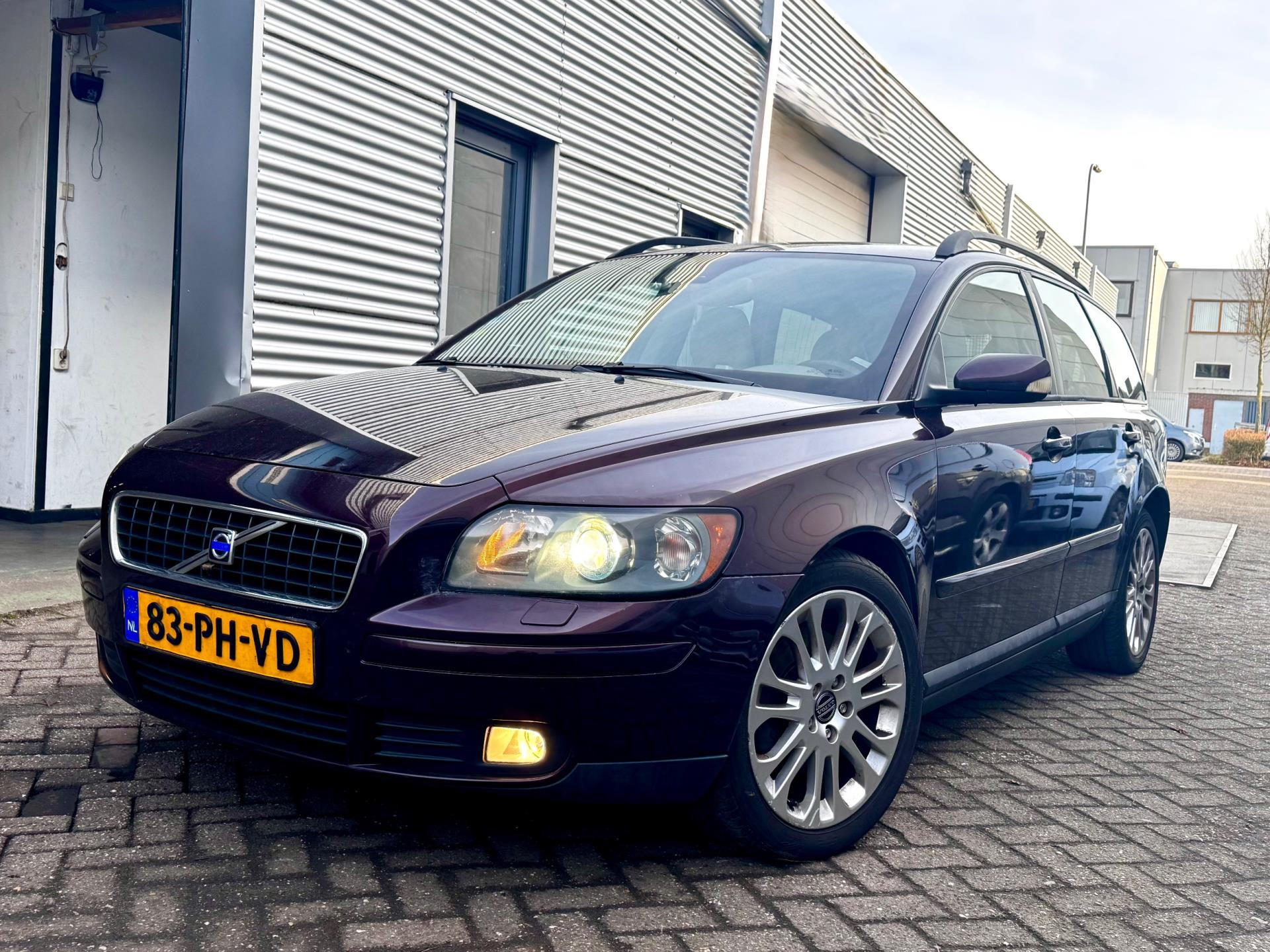 Volvo V50 2.4i Summum/2DE EIG/ 2004 - voorkant