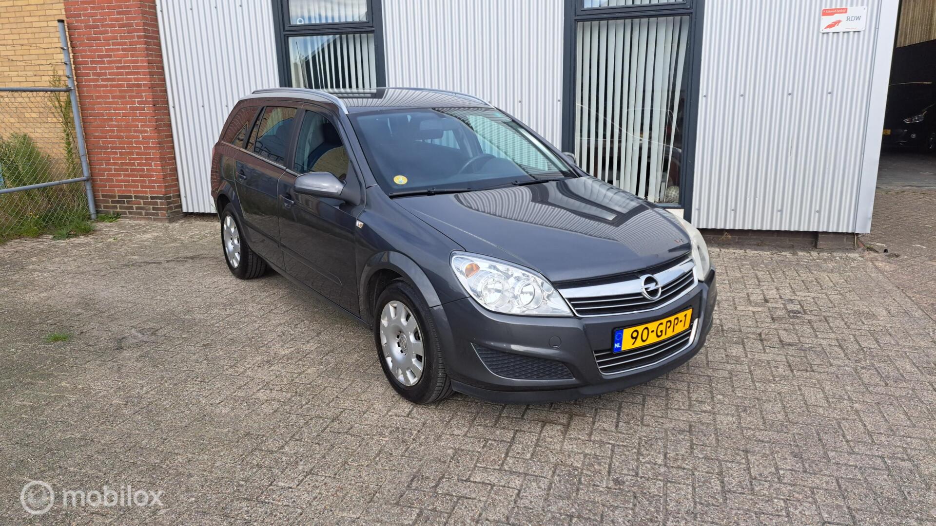 Foto van OPEL ASTRA STATION WAGON