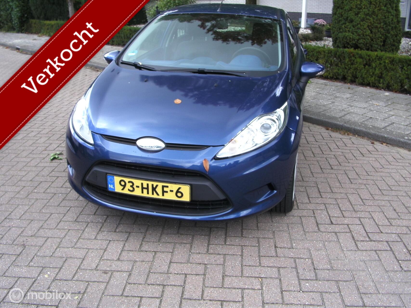 Ford Fiesta 1.4 Trend bj 2009 automaat 151303 km nap boekjes 2009 - voorkant