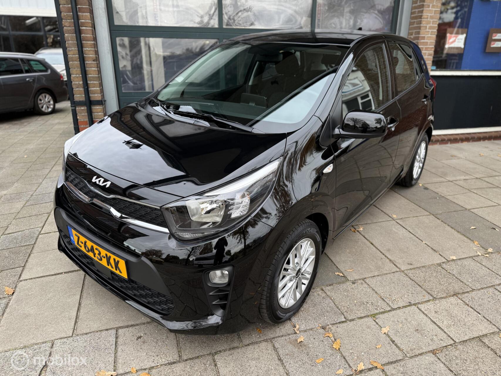 Kia Picanto 1.0 DPI DynamicLine / Airco / CarPlay / Camera / 1e eigenaar 2024 - voorkant