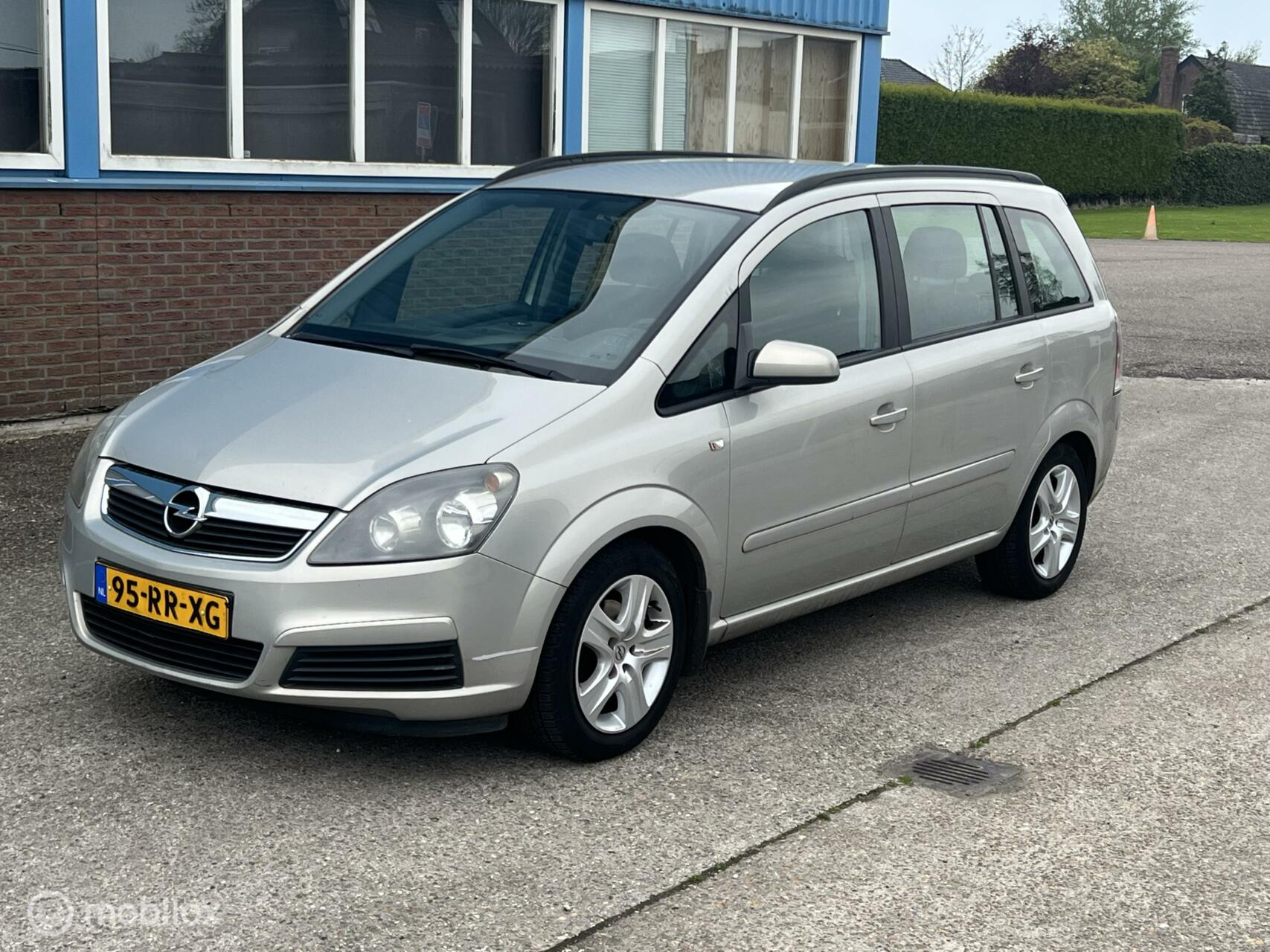 Foto van Opel Zafira