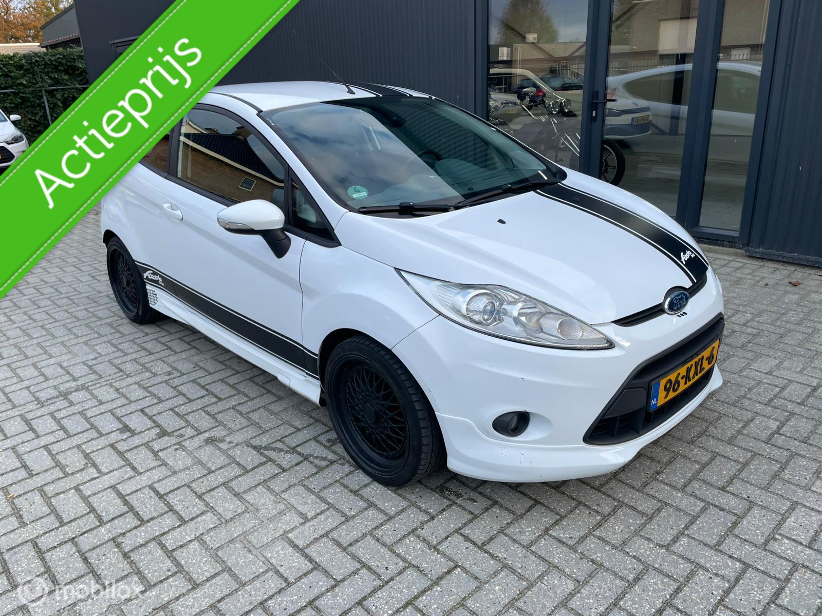 Ford Fiesta 1.6 Sport | Opruiming 2010 - voorkant